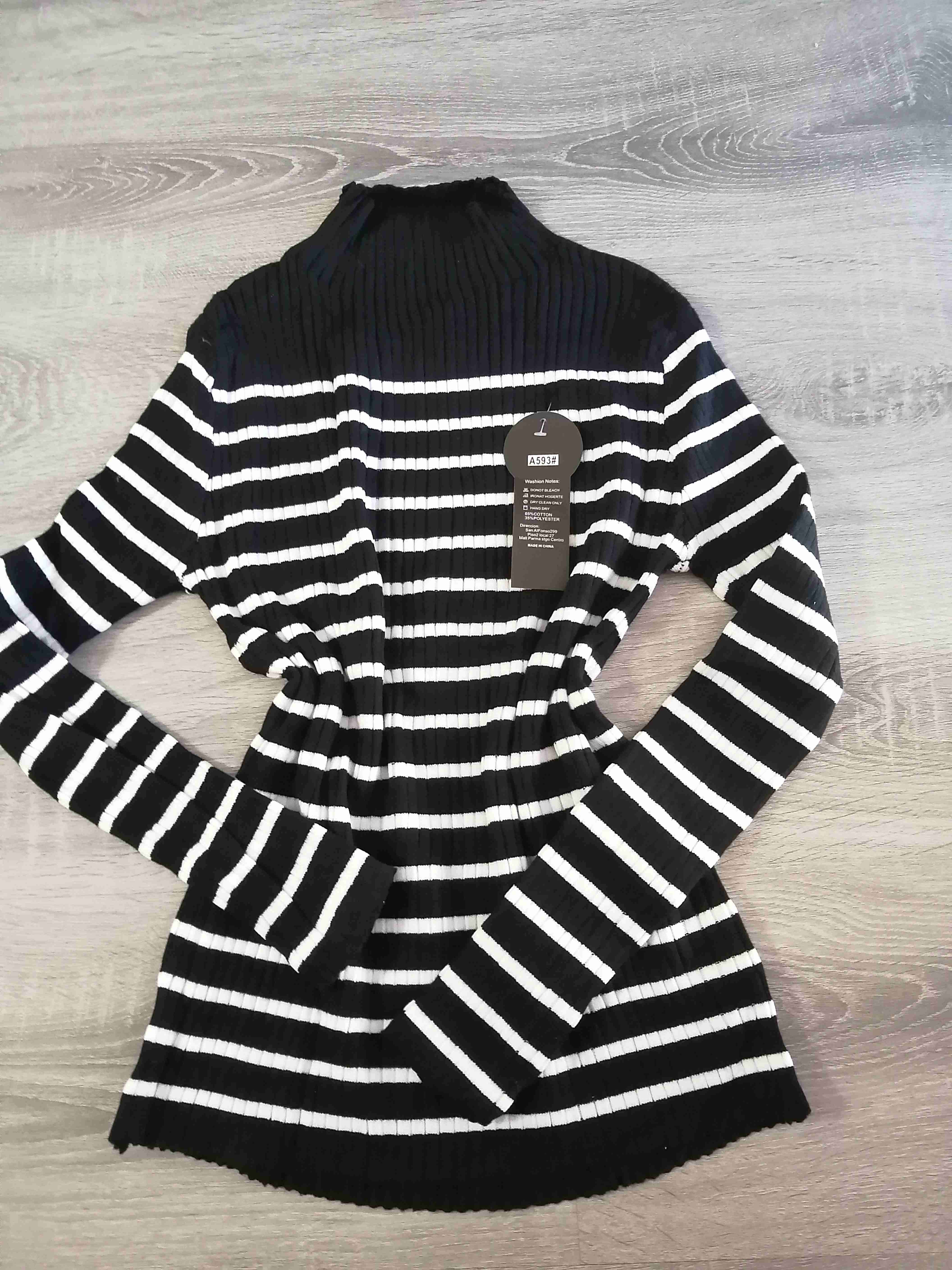 Chaleco de lanilla a rayas - miniatura 2