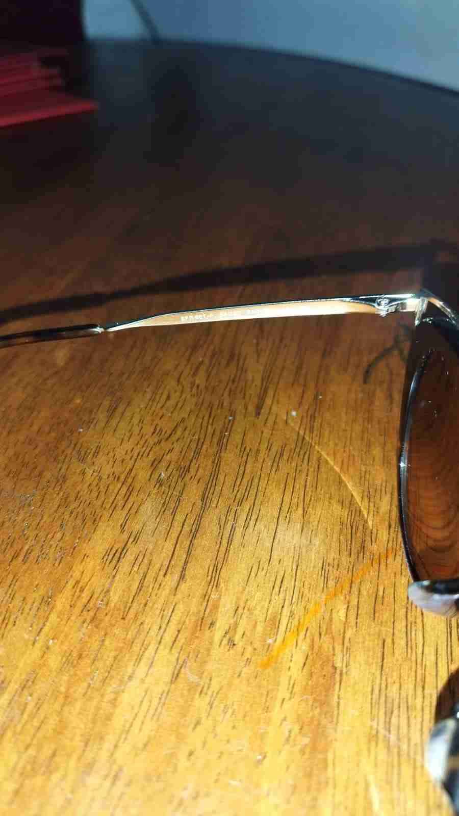 Gafas de sol negras  marca prada originales - miniatura 3