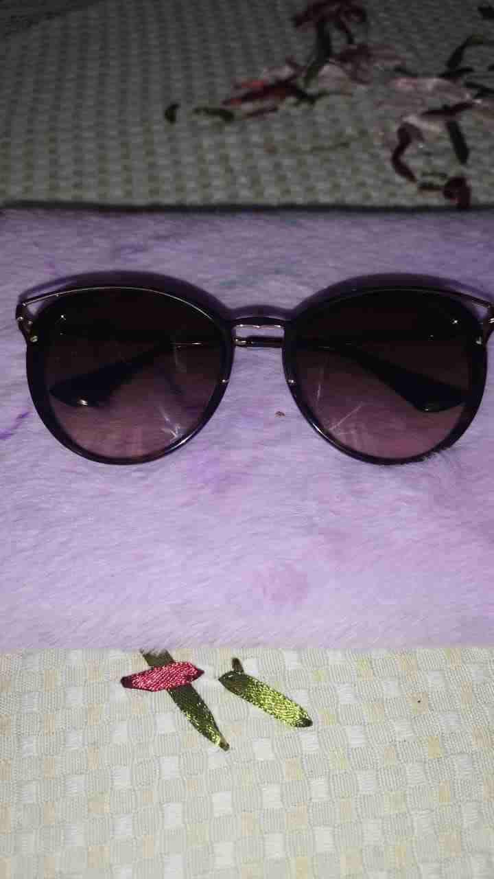 Gafas de sol negras  marca prada originales - miniatura 6