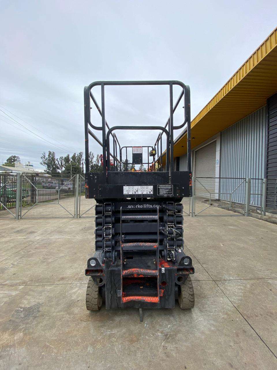 Plataforma elevadora Snorkel - miniatura 3