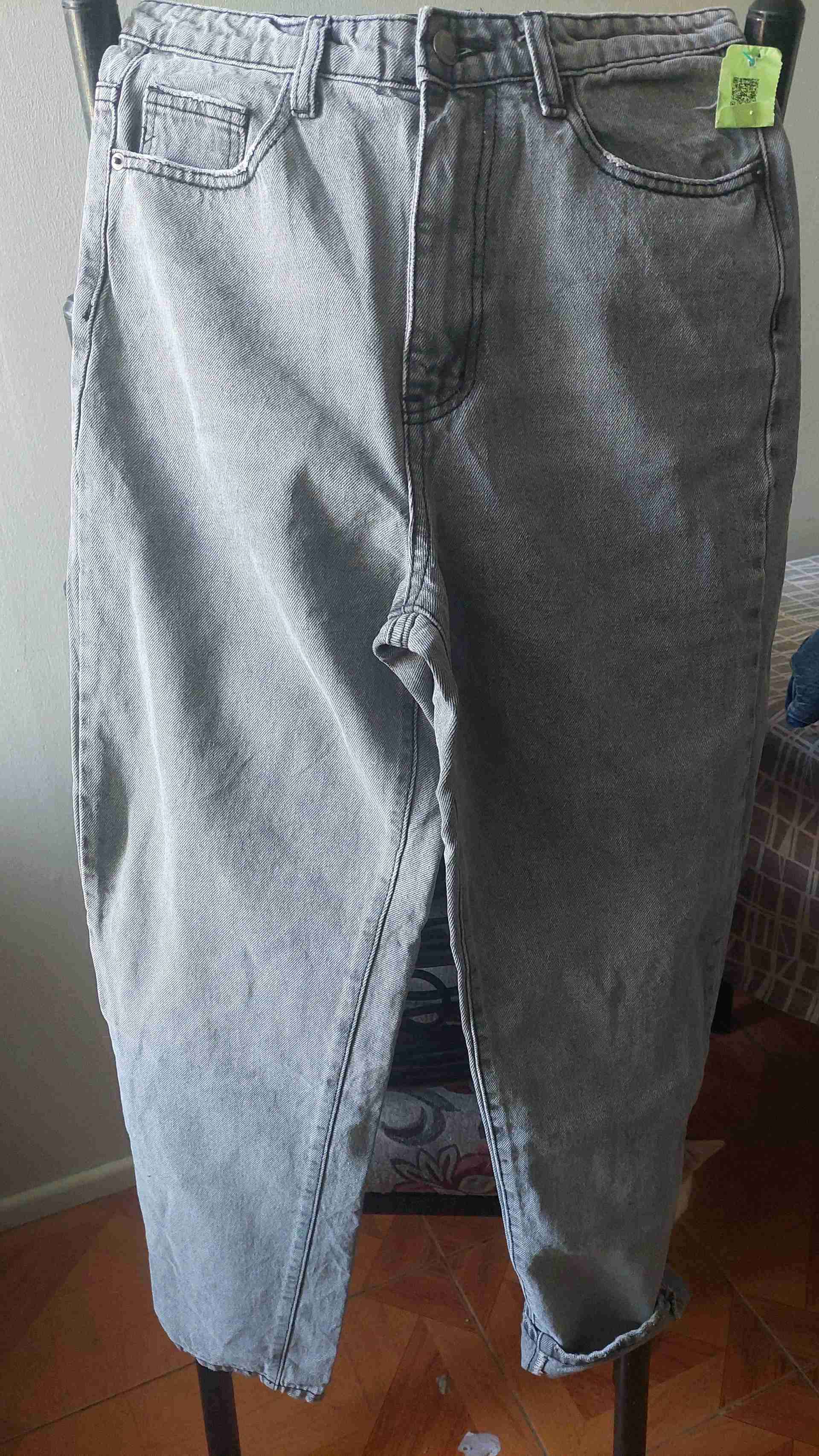 Jeans gris MARCA PRETTYLITTLEHING - 1