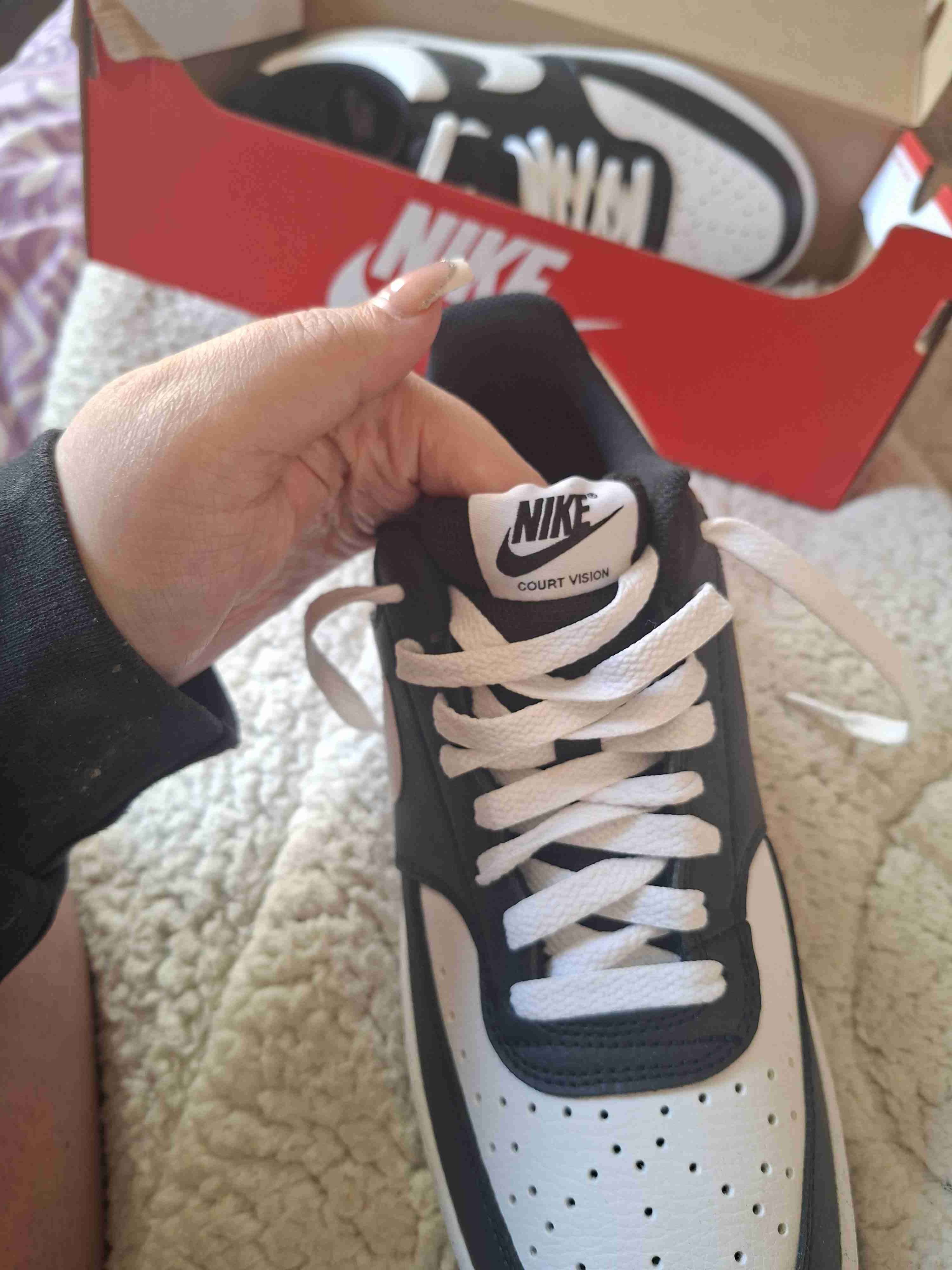 Zapatillas deportivas blanco y negro - miniatura 2