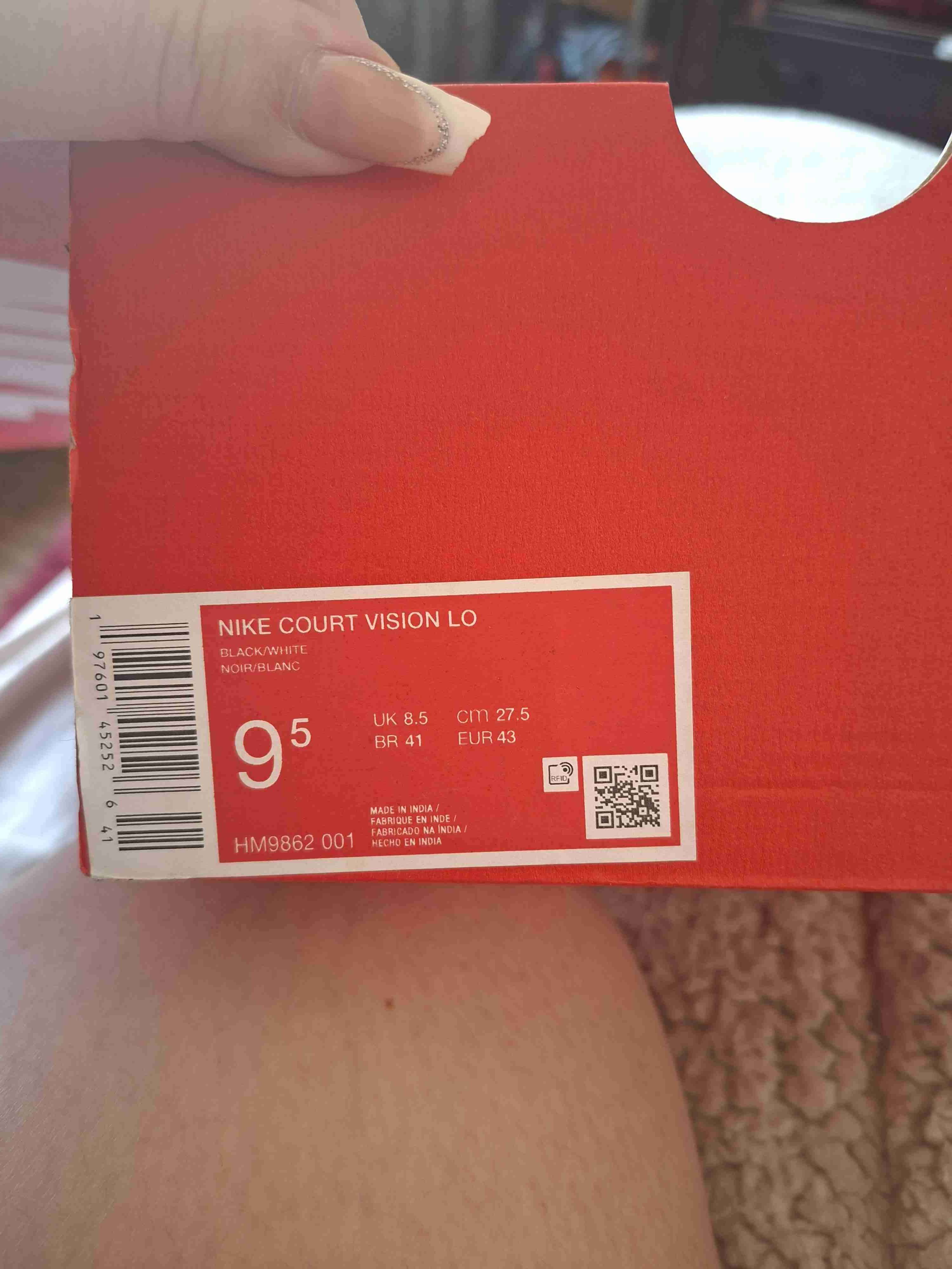 Zapatillas deportivas blanco y negro - miniatura 4