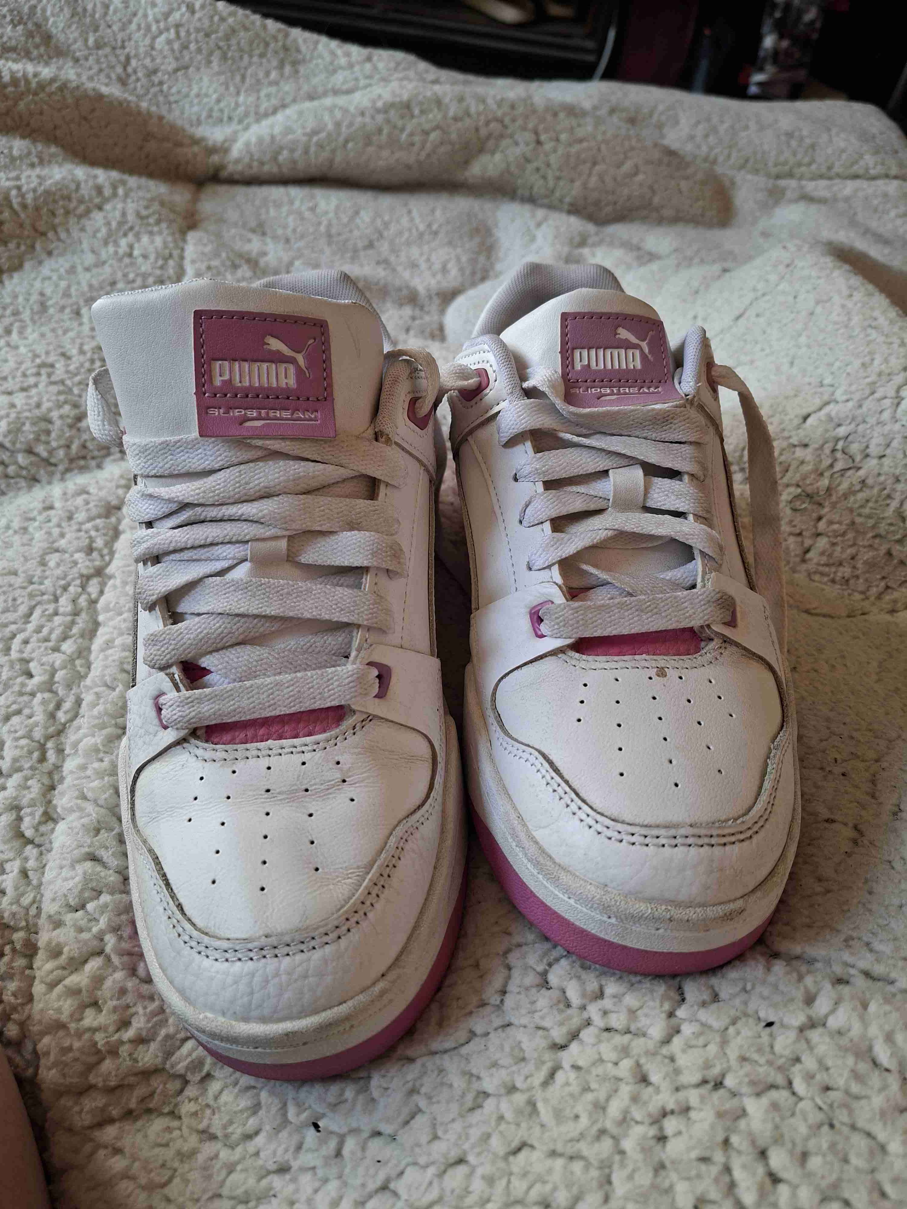 Zapatillas Puma blancas y rosas - miniatura 1