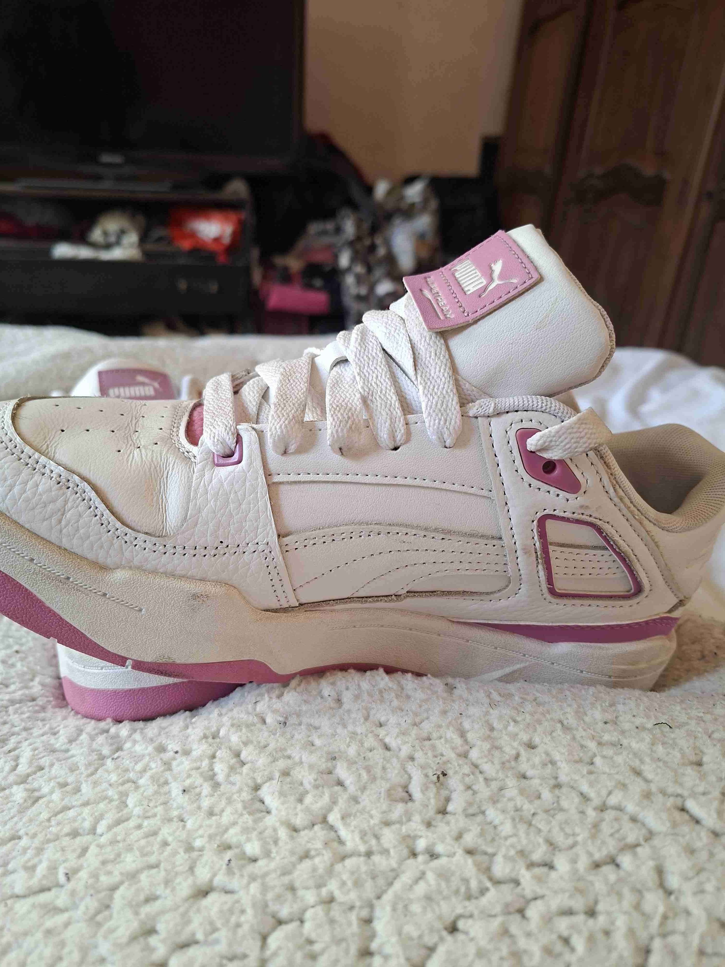 Zapatillas Puma blancas y rosas - miniatura 2