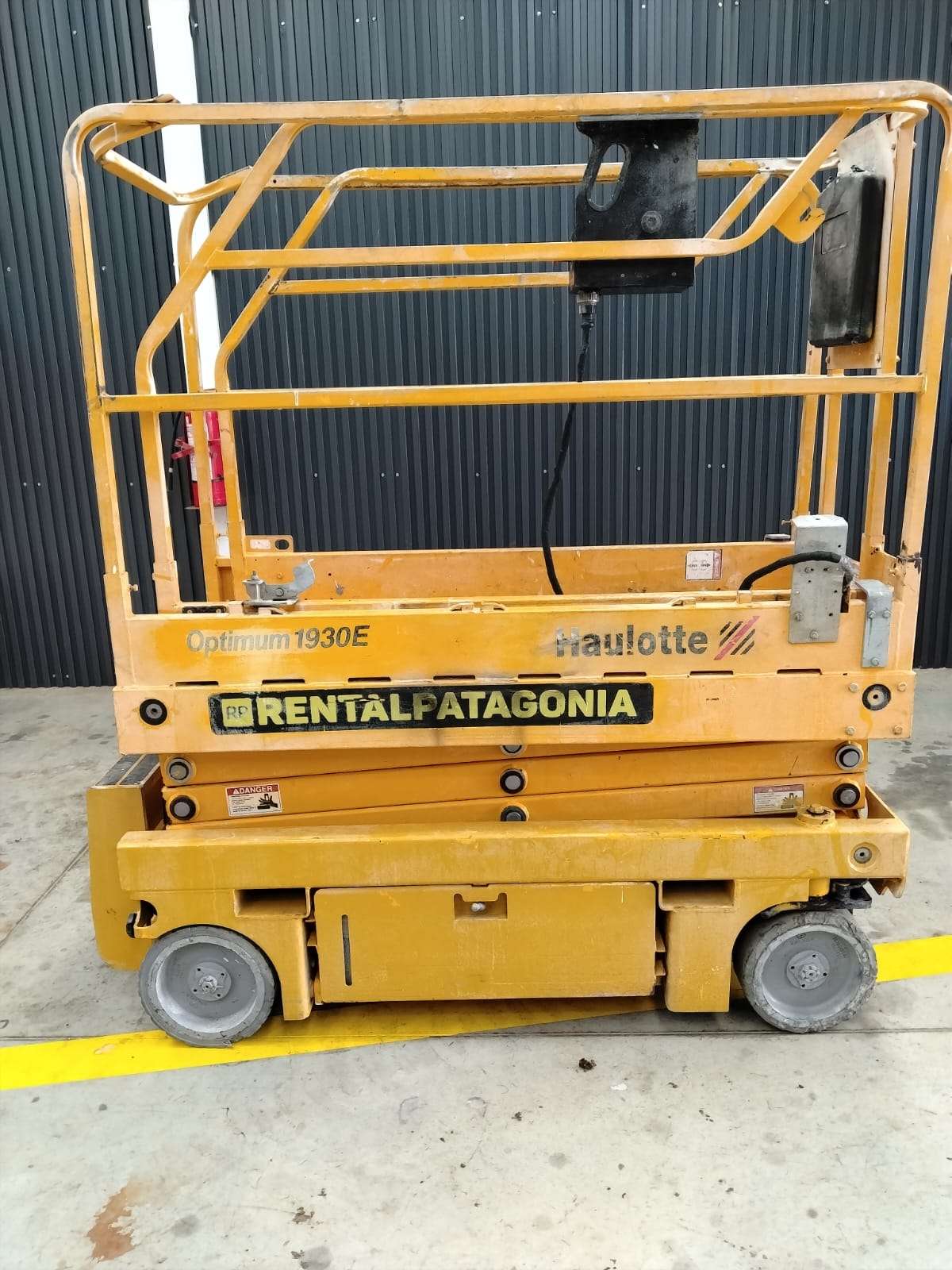 Plataforma Tijera Eléctrica Haulotte 1930E – Año 2 - miniatura 4