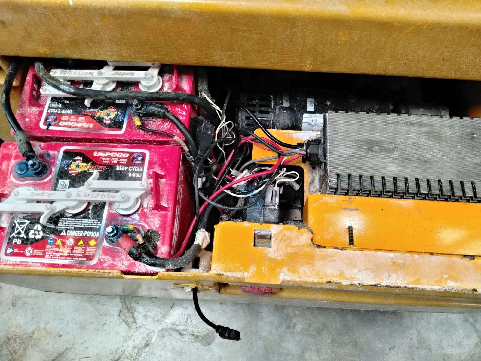 Plataforma Tijera Eléctrica Haulotte 1930E – Año 2 - miniatura 6