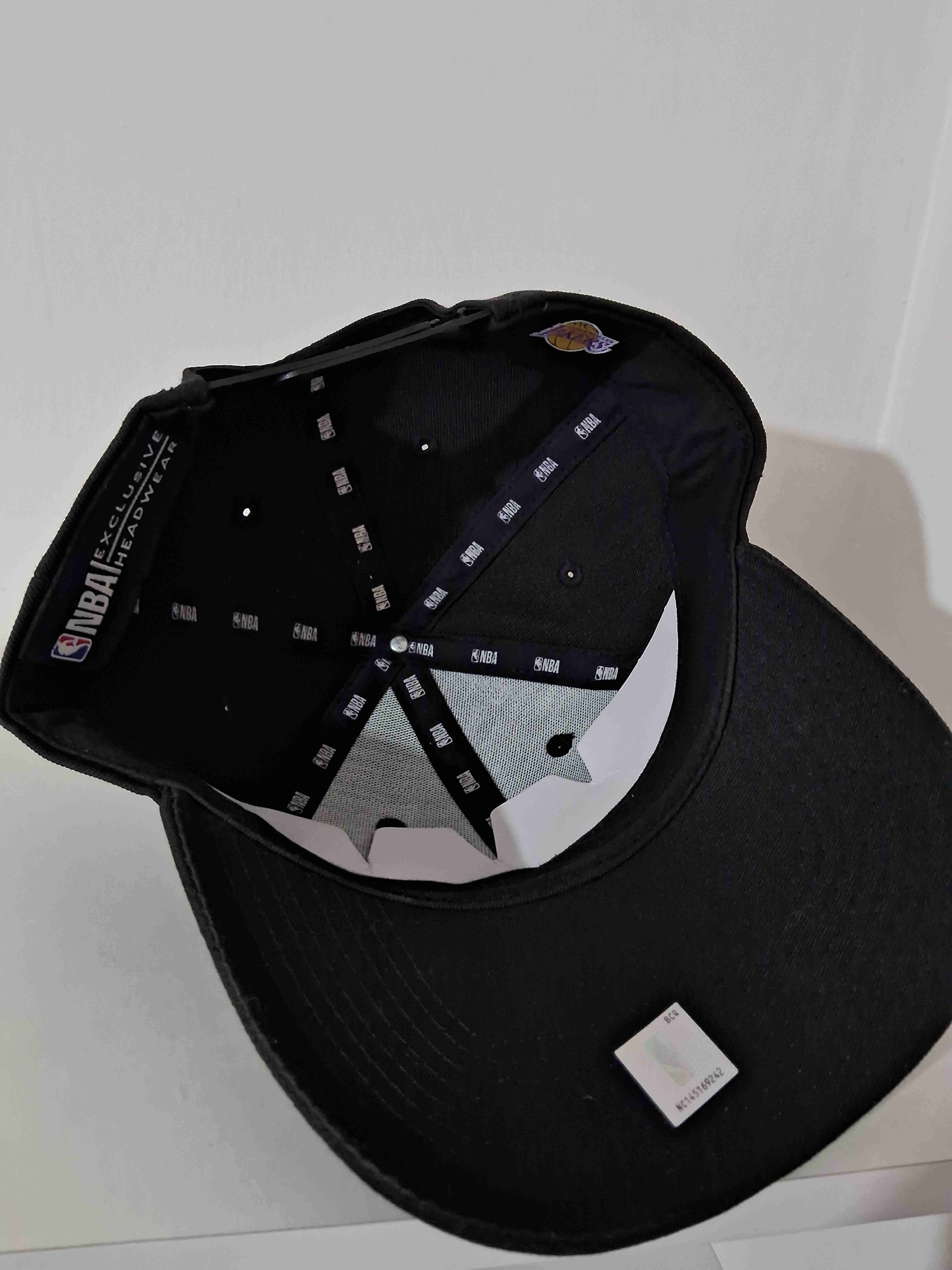Gorra negra lakers nba - miniatura 3