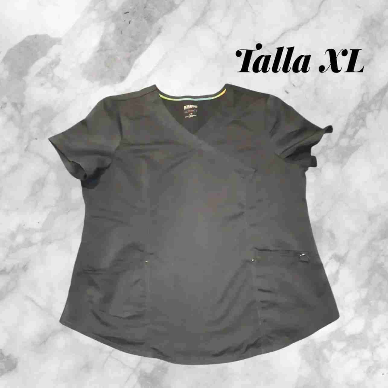 Polera clínica gris talla XL
