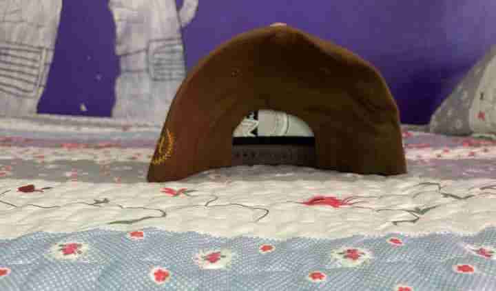 Gorra café con logo estrella - miniatura 4