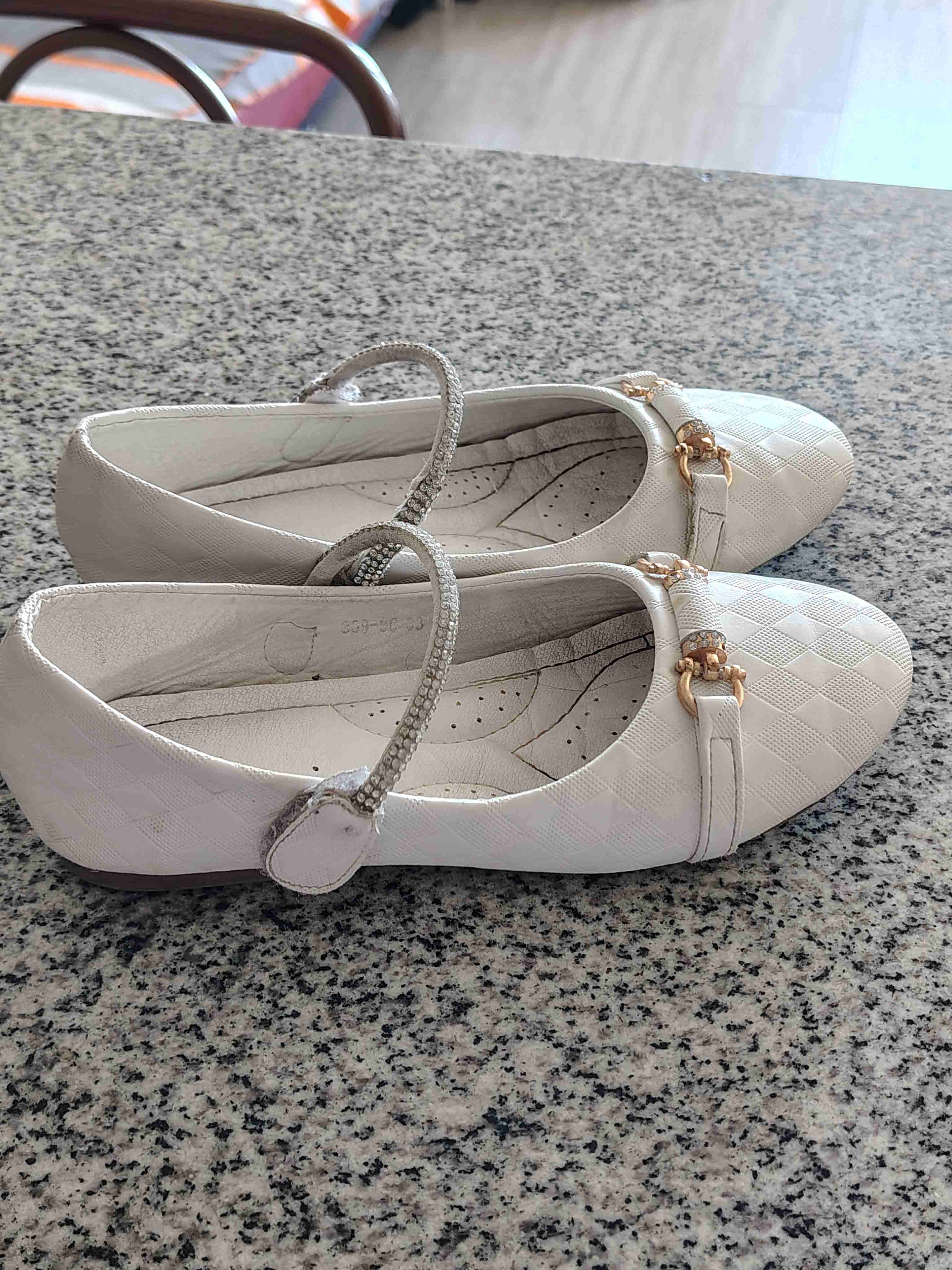 Zapatillas y Zapatitos de niña talla 32 y 33 - miniatura 4