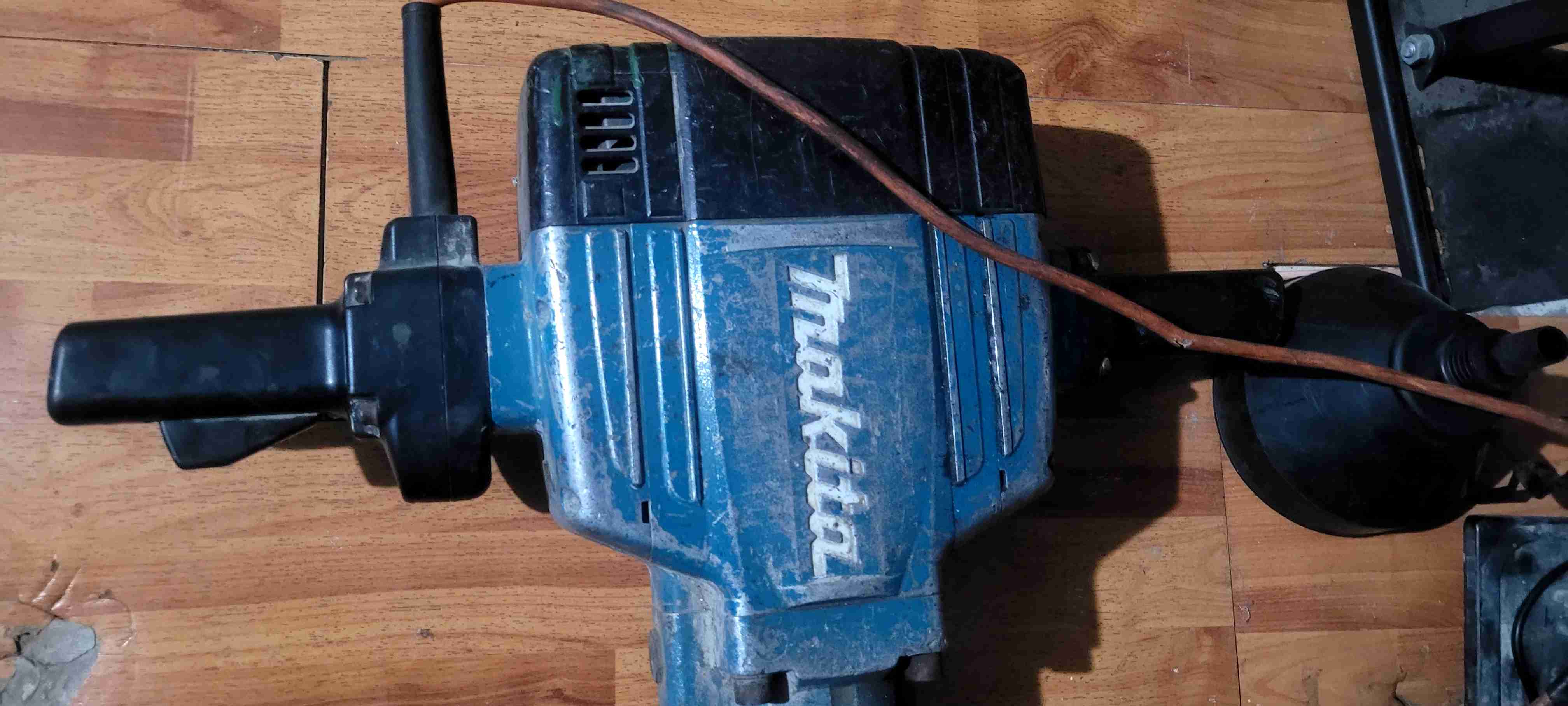 Martillo demoledor Makita azul - miniatura 2