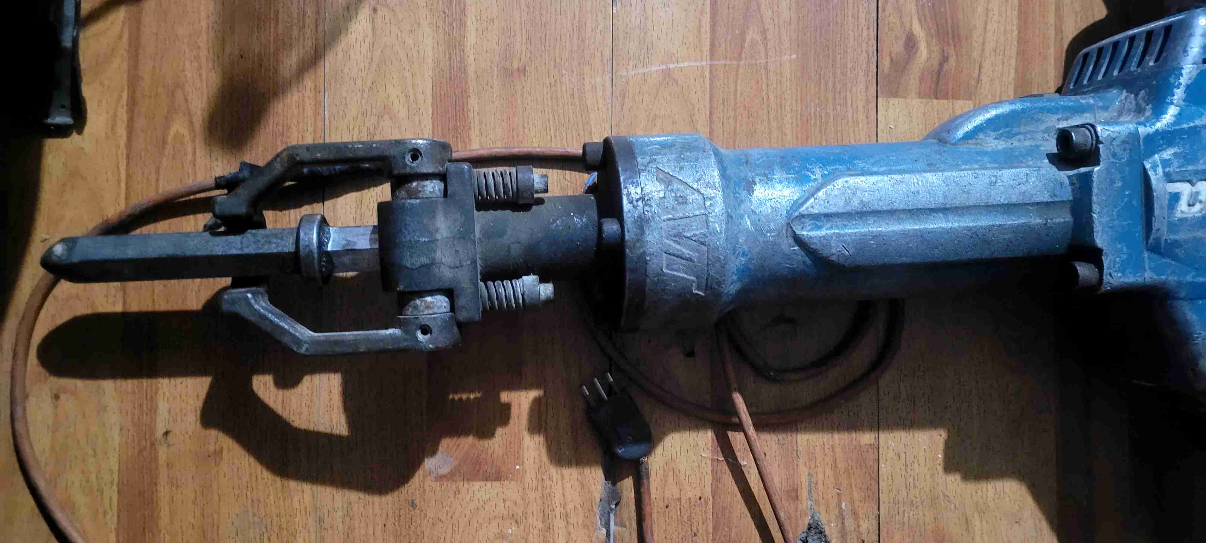 Martillo demoledor Makita azul - miniatura 3