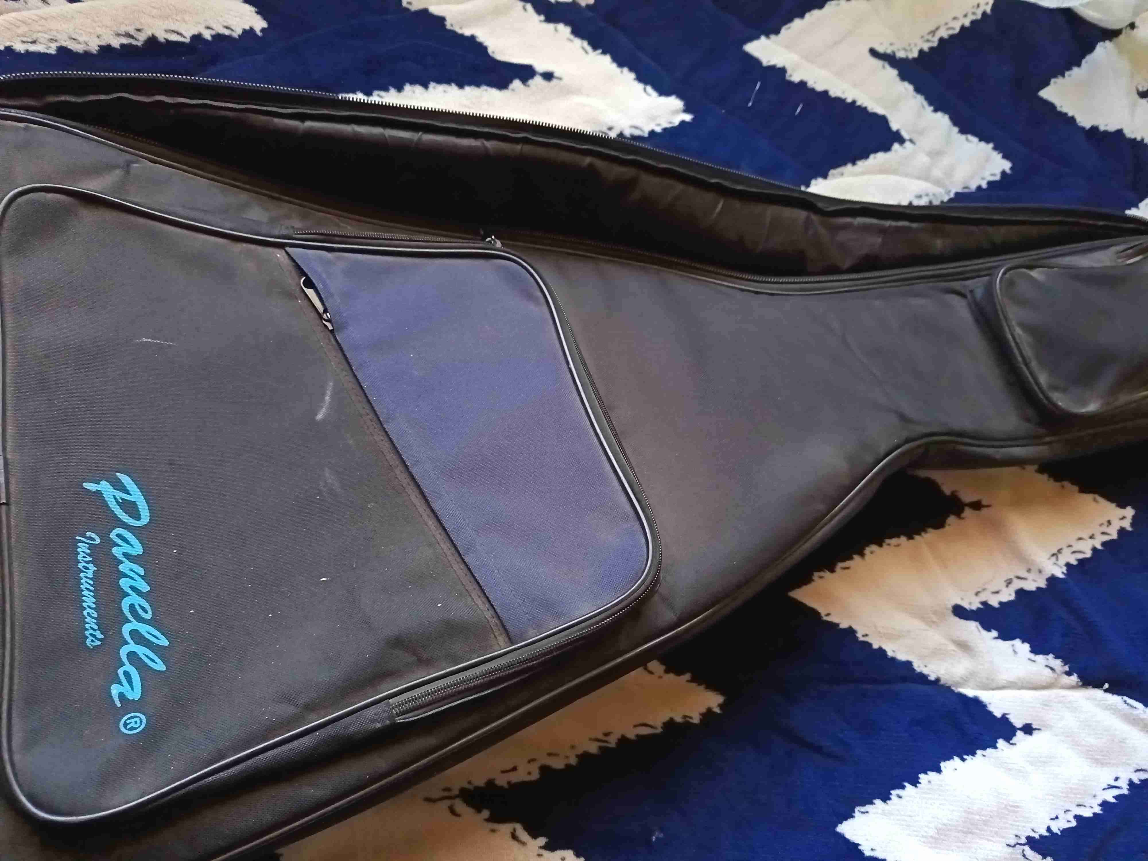 Guitarra clásica de madera - miniatura 5