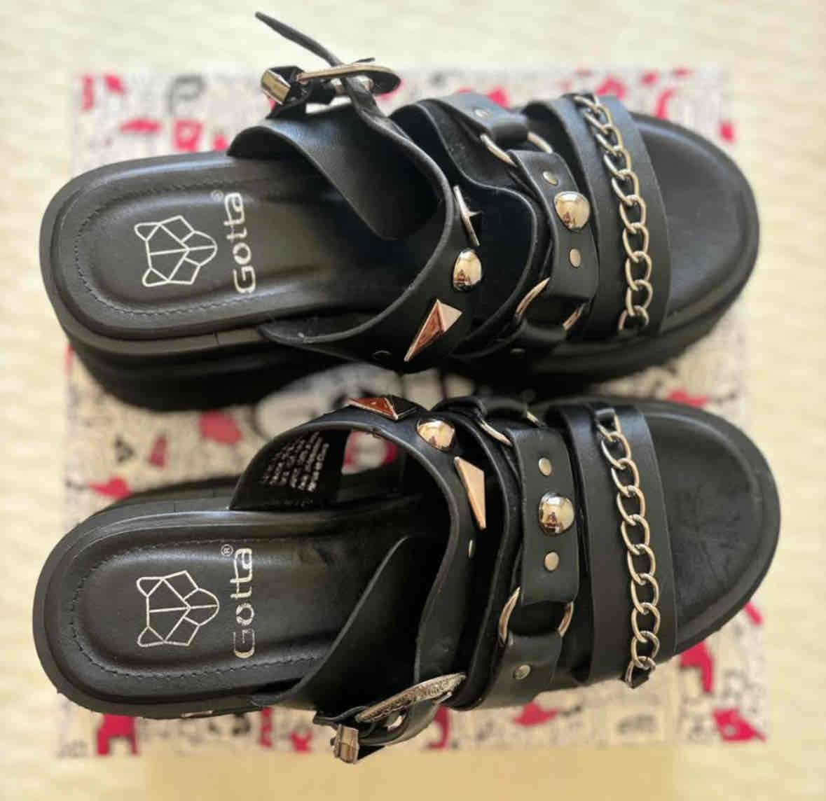 Sandalias negras gotta - miniatura 4