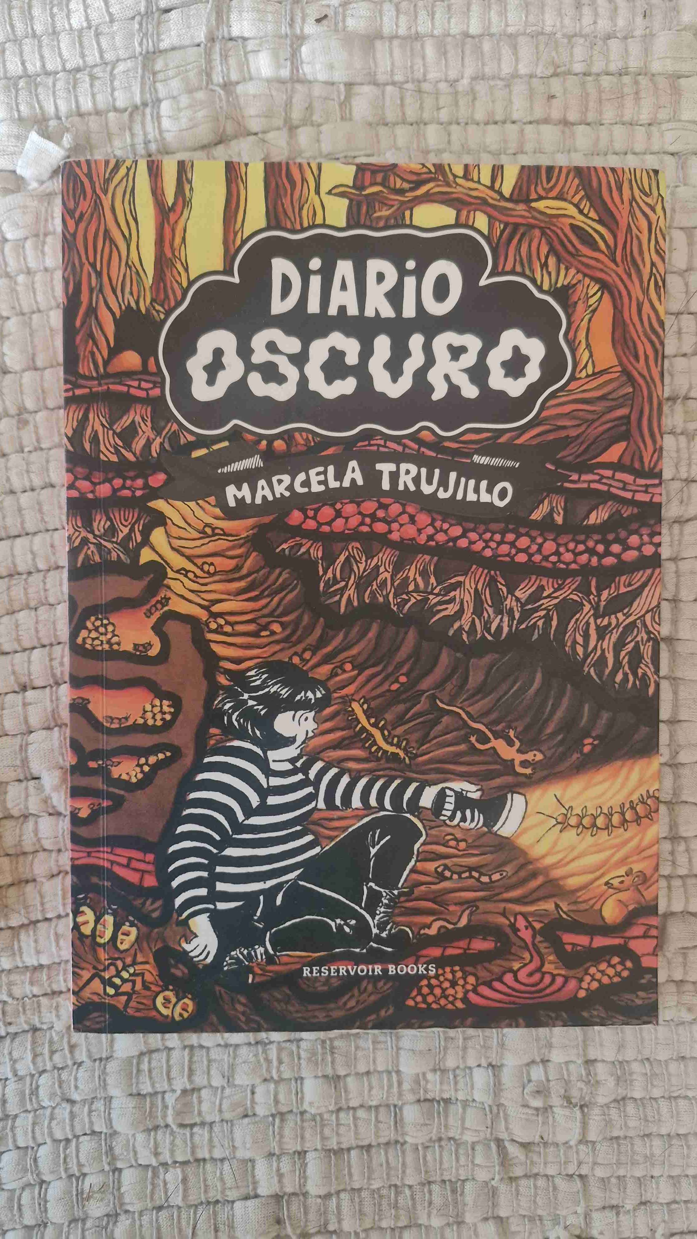 Libro Diario Oscuro - Marcela Trujillo Maliki - miniatura 1