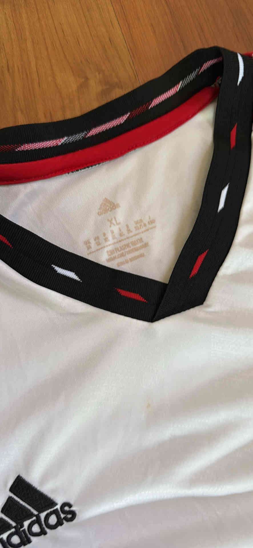 Camiseta deportiva blanca Manchester United - miniatura 3