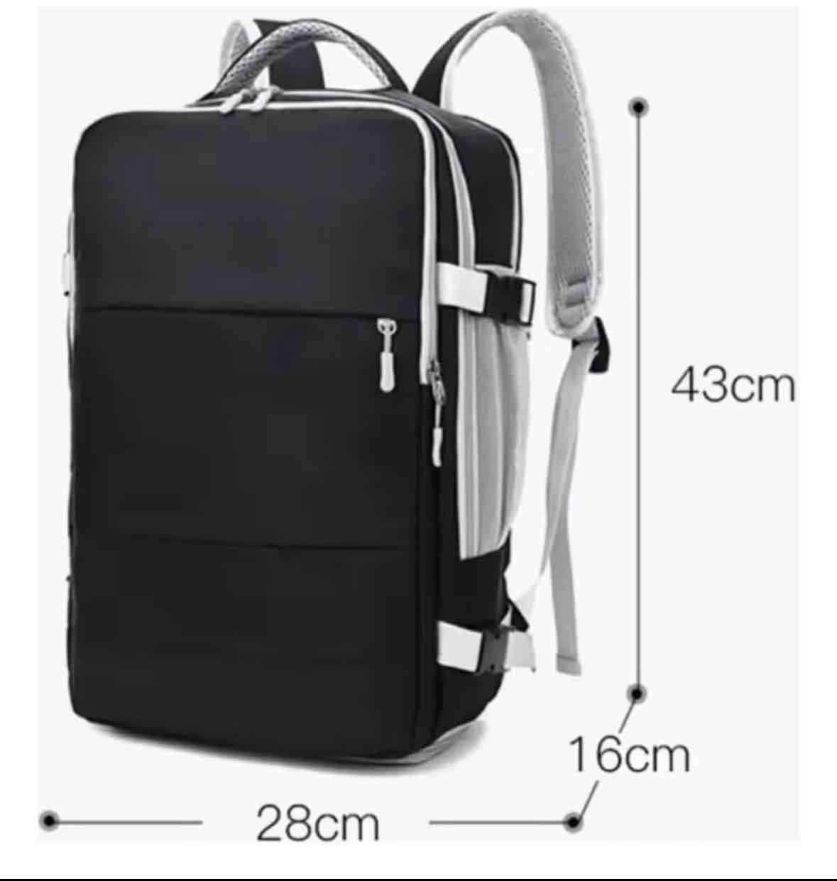 Mochila negra viajera - miniatura 2