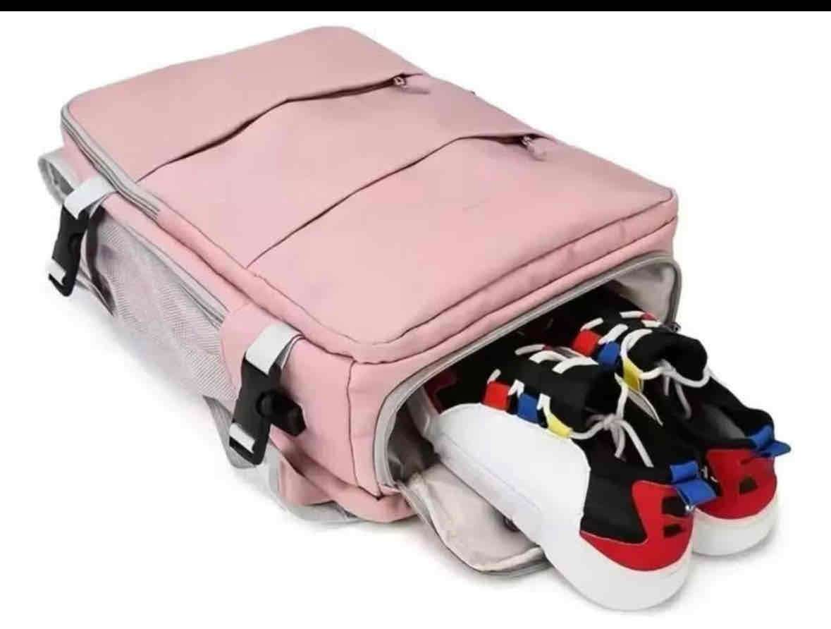 Mochila negra viajera - miniatura 6