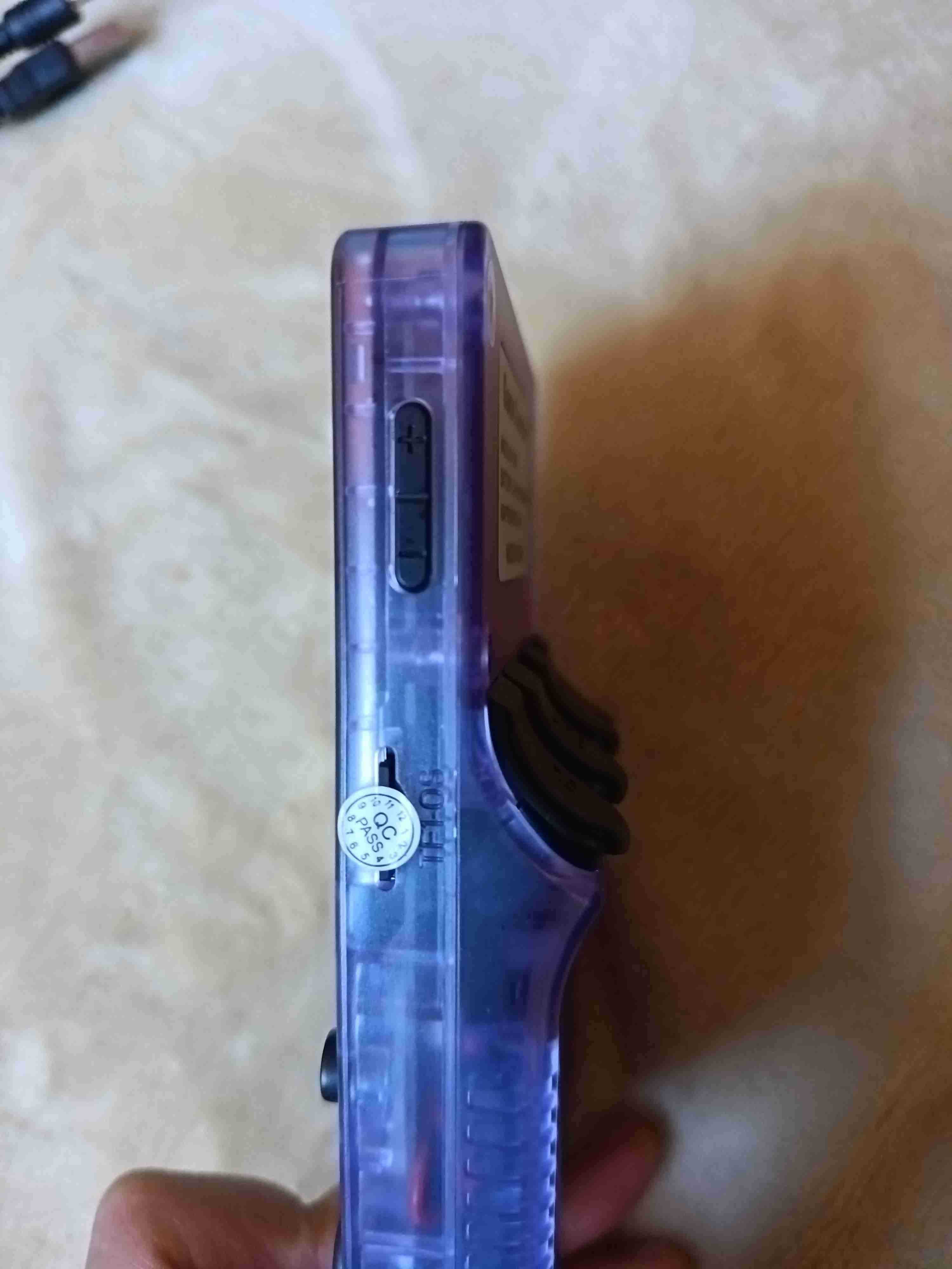 Consola portátil retro morada - miniatura 4