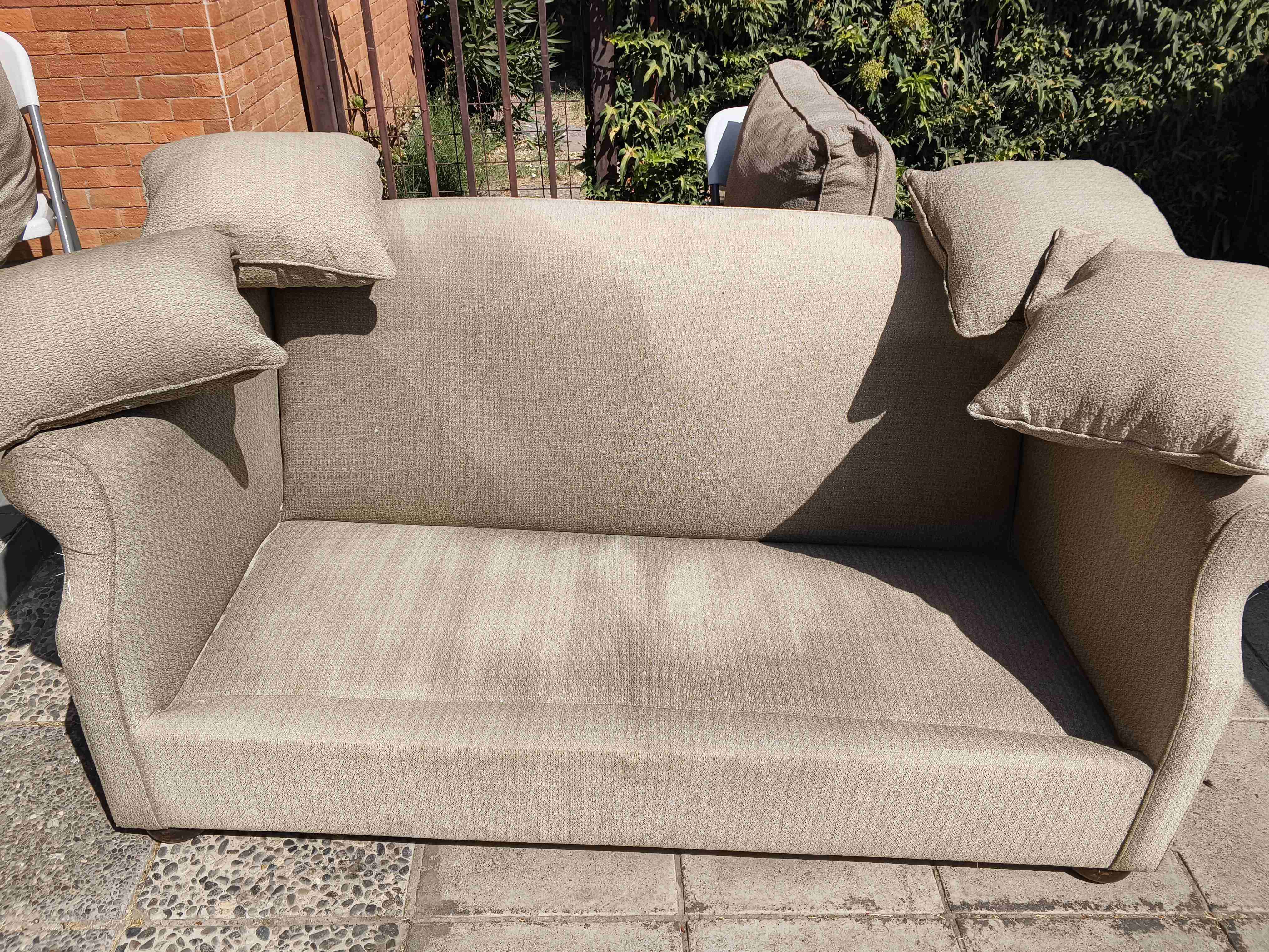 Lavado de sillones y futones - miniatura 1