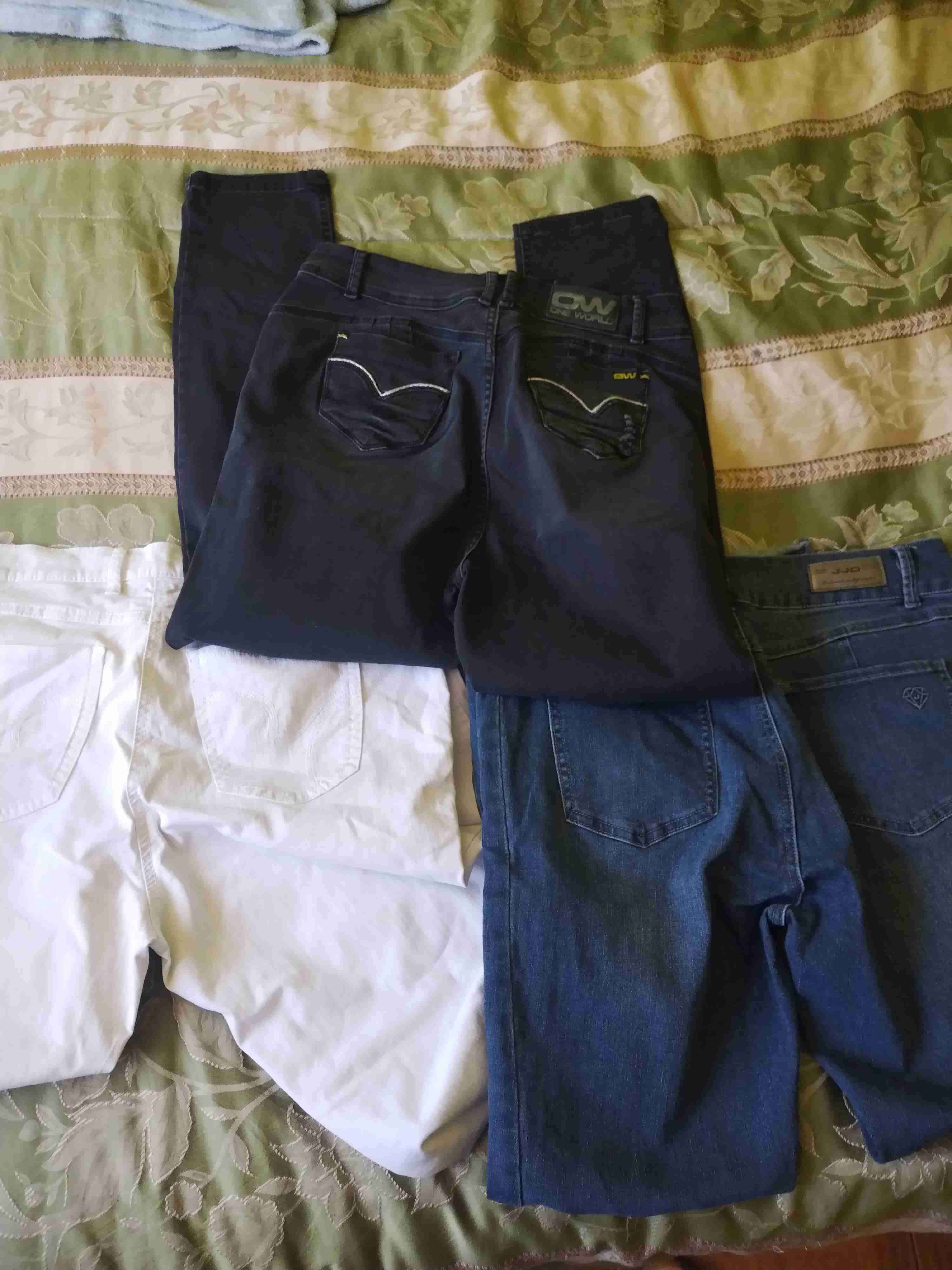 Lote de jeans de colores varios talla 46 - miniatura 1