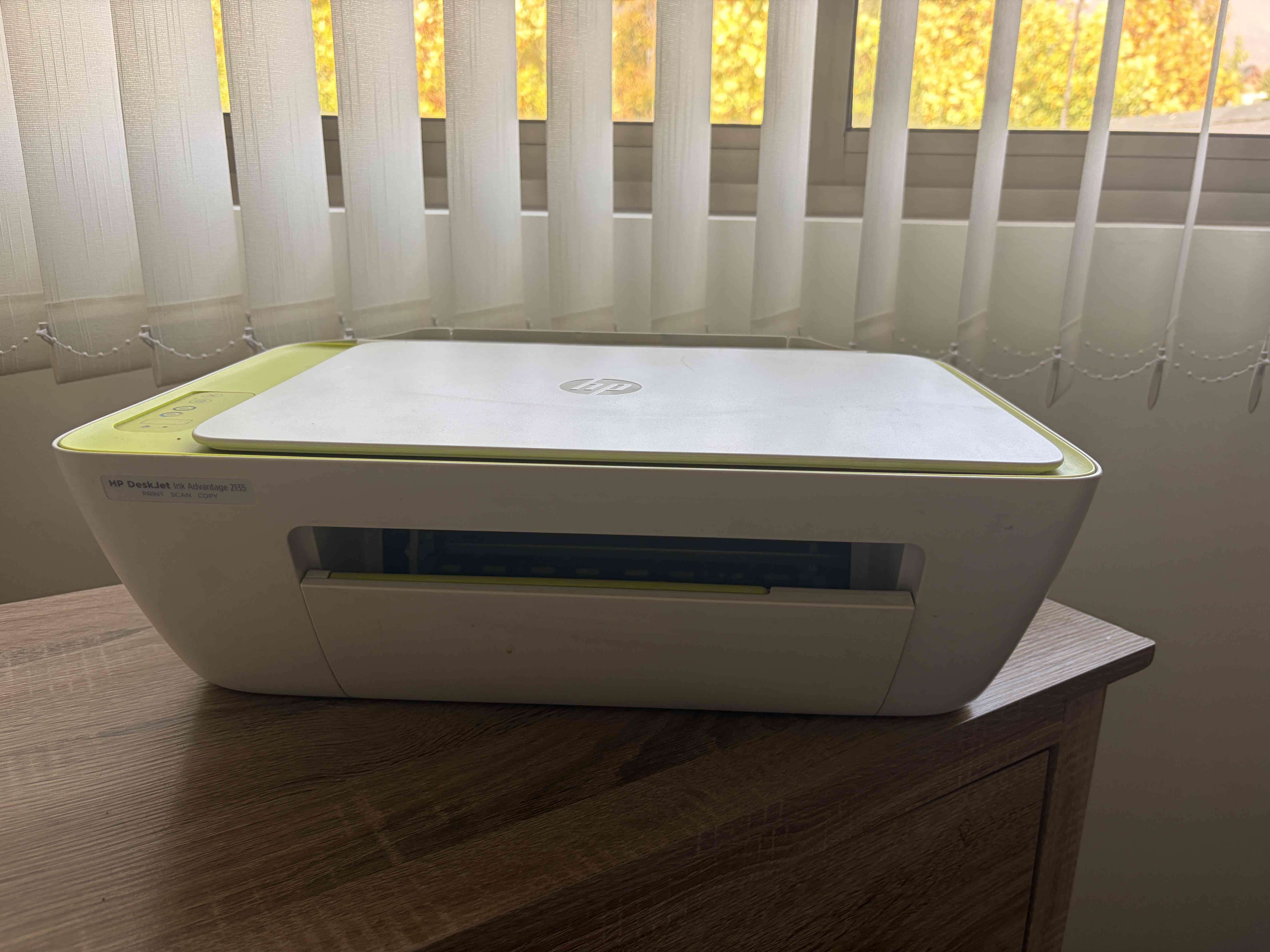 Impresora HP DeskJet 2135 - miniatura 1
