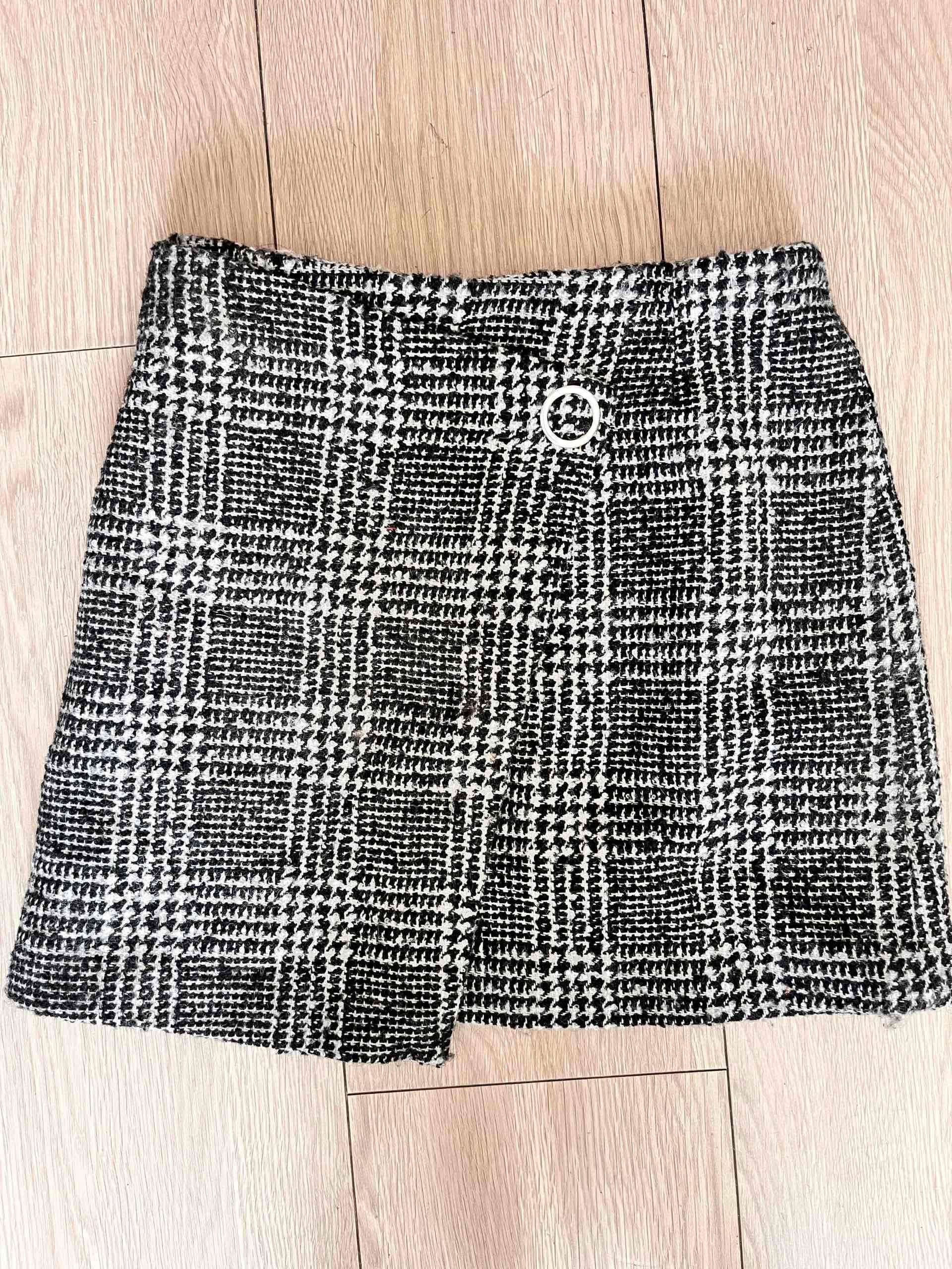 Falda corta invierno - miniatura 1