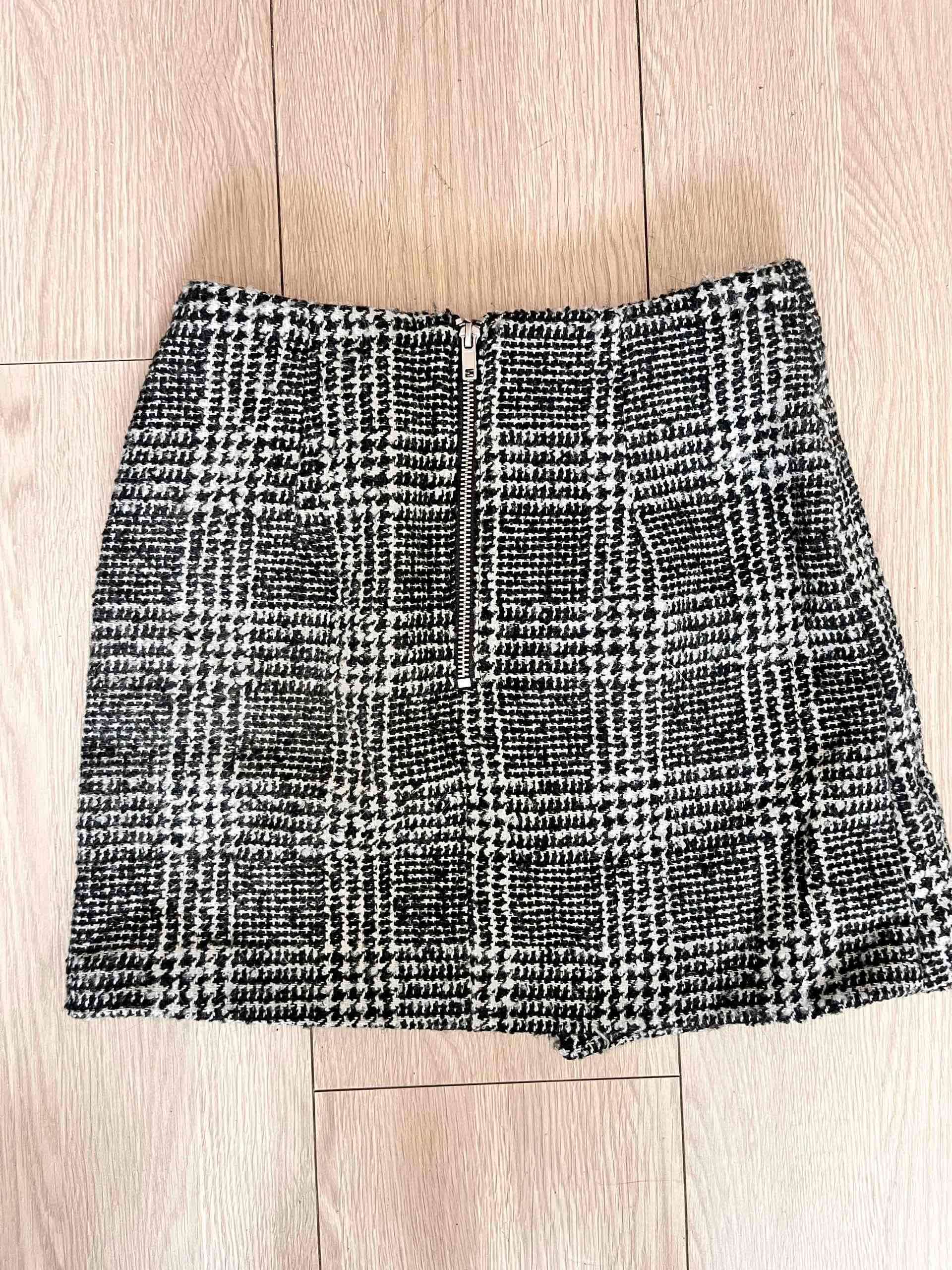 Falda corta invierno - miniatura 2