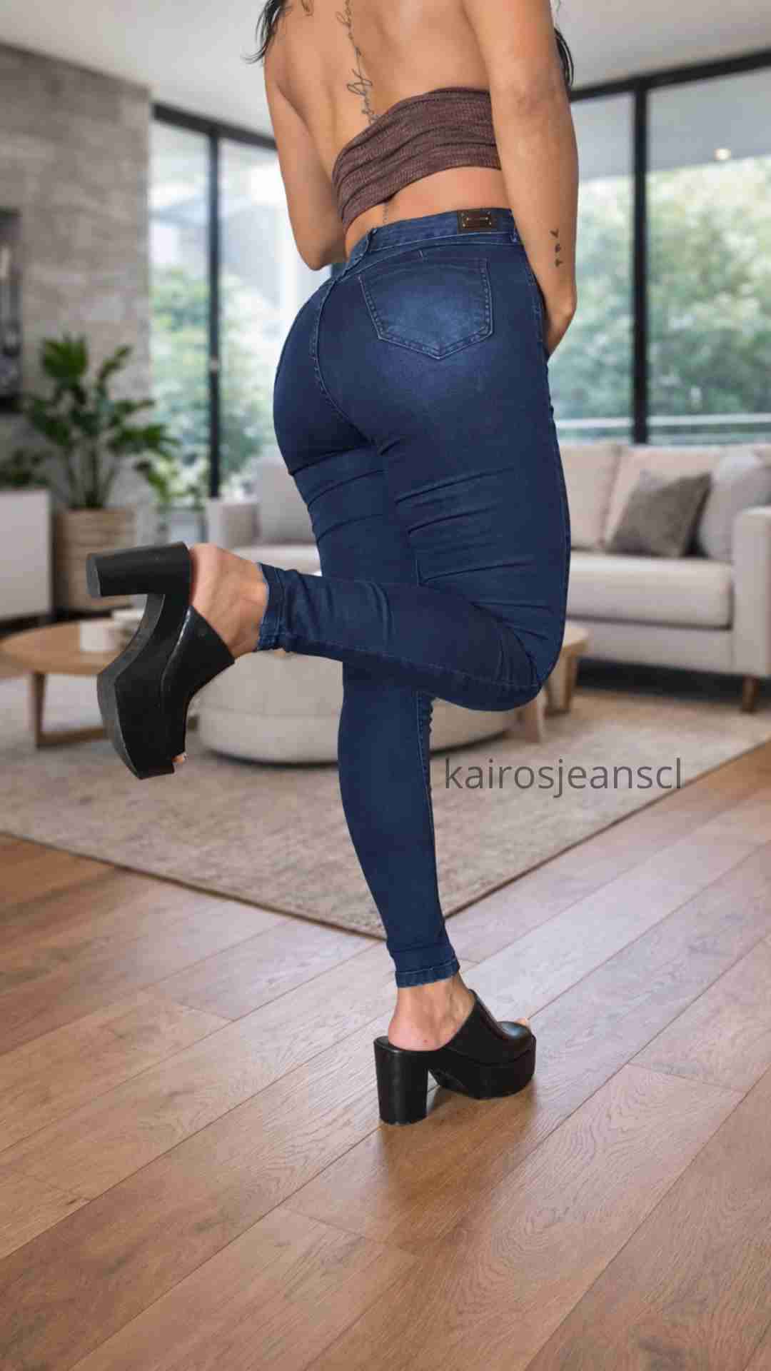 Jeans azul oscuro ajustados - miniatura 5