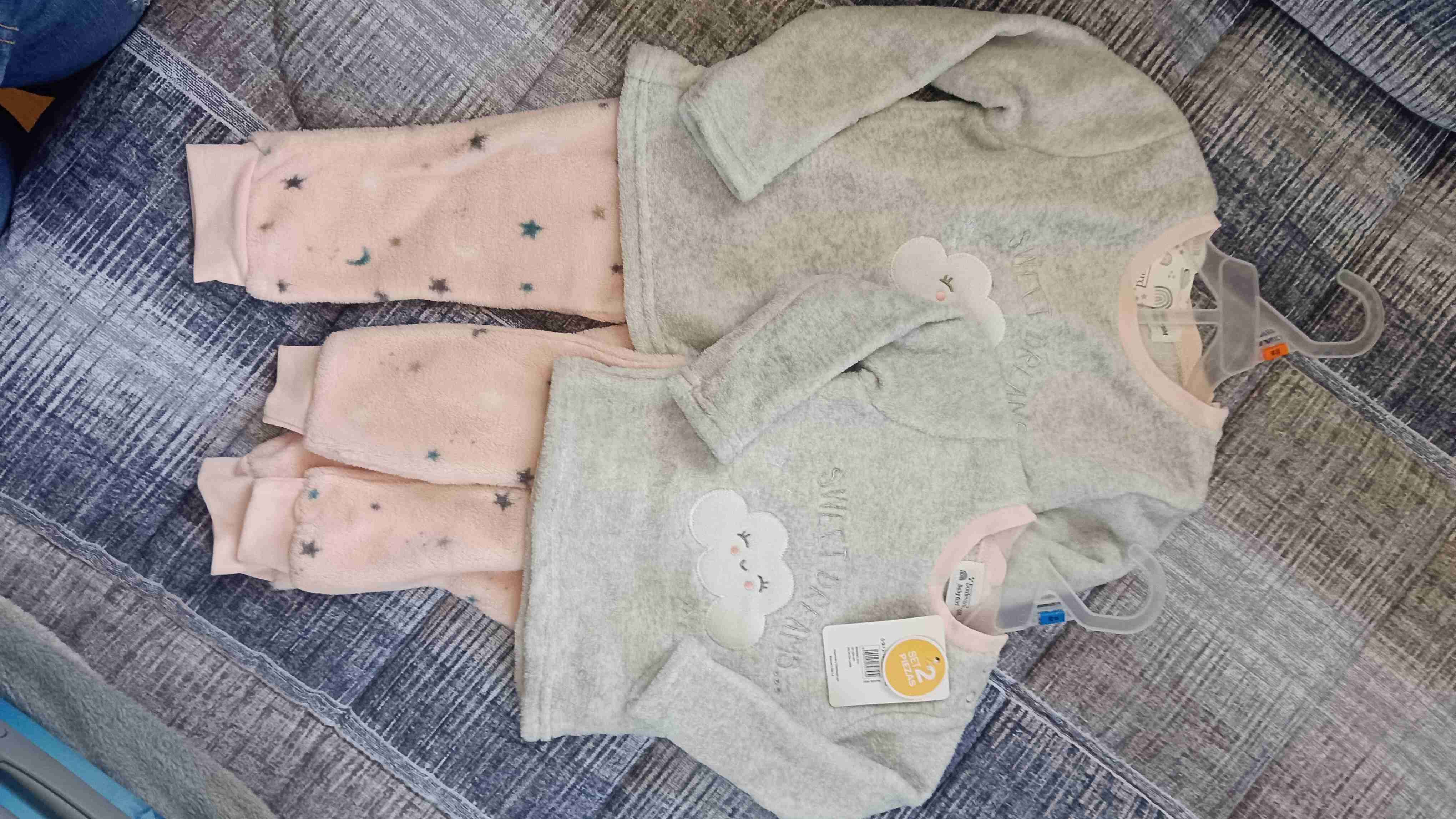 Conjunto pijama infantil gris y rosado - miniatura 1