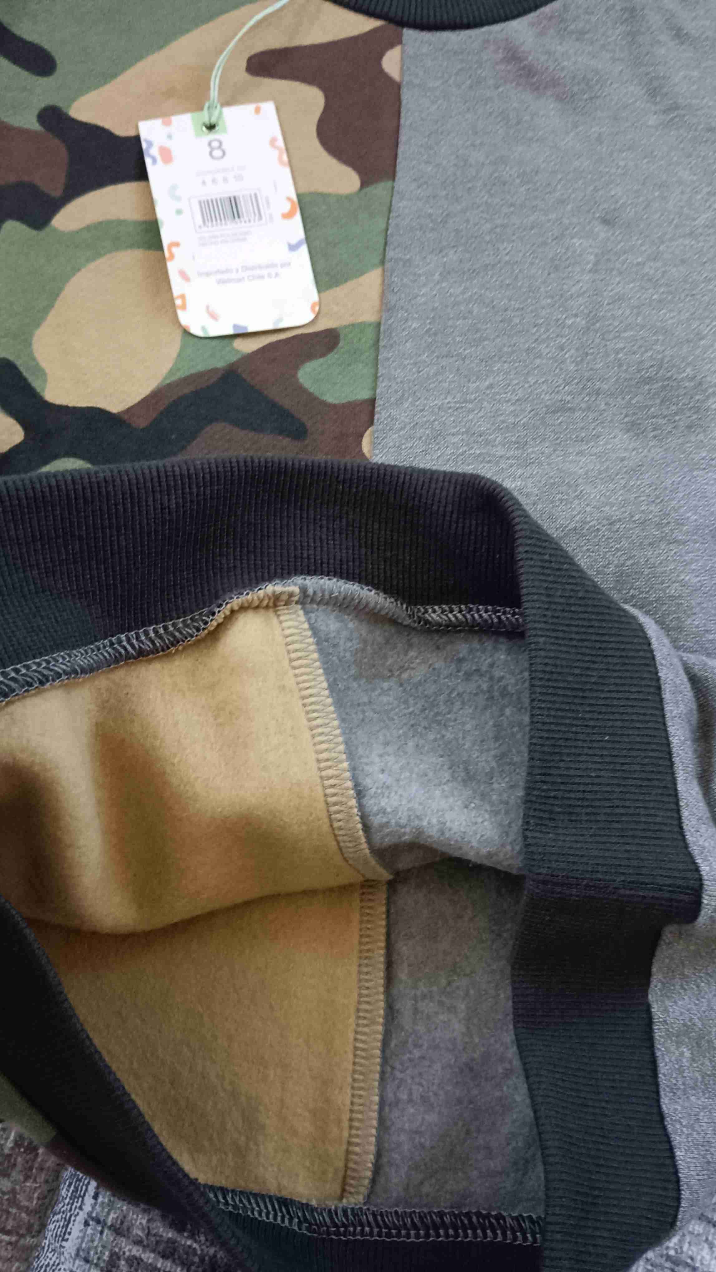 Polerón bicolor camuflado y gris - miniatura 2