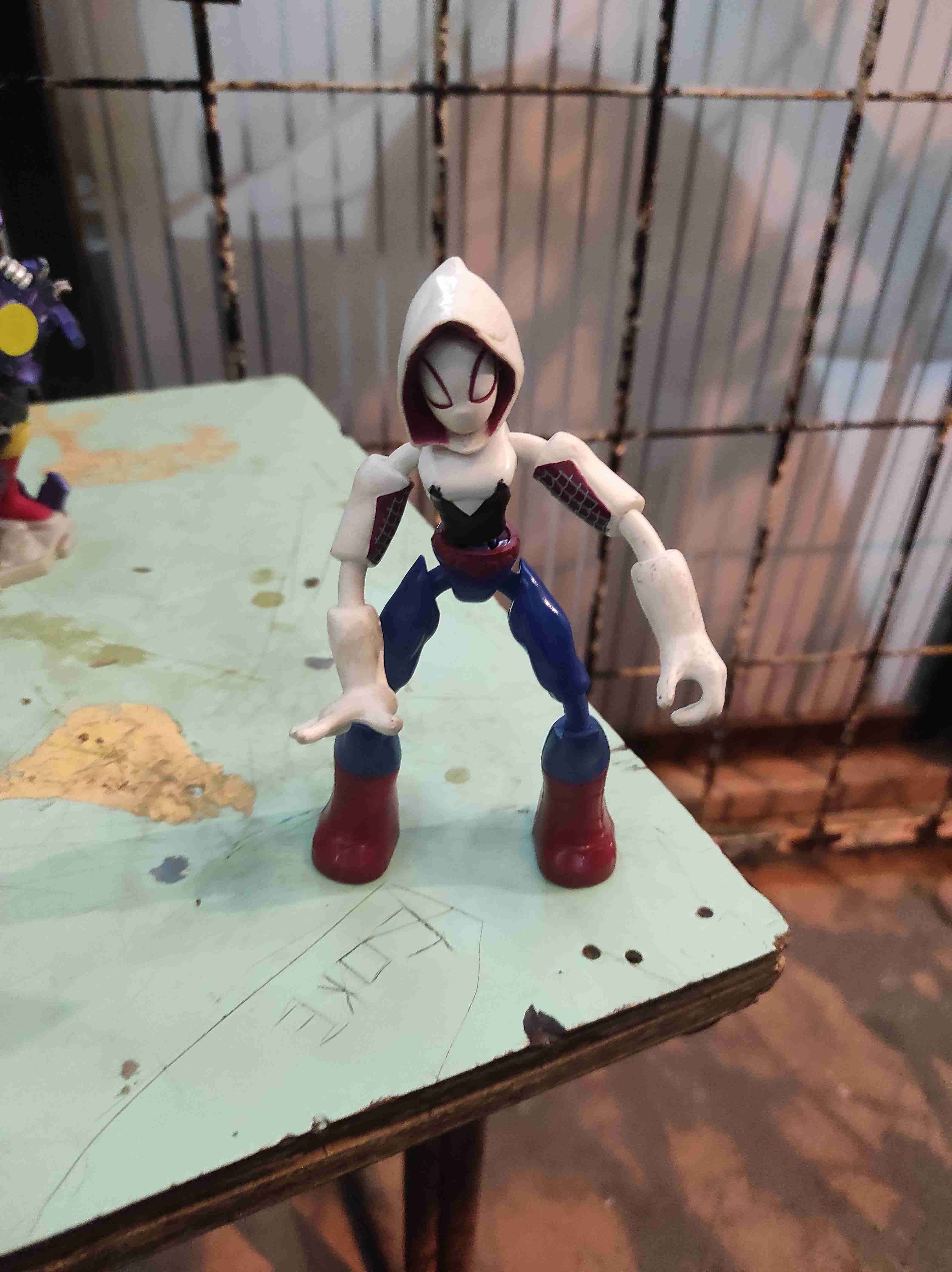 Figuras de acción superhéroes - miniatura 2