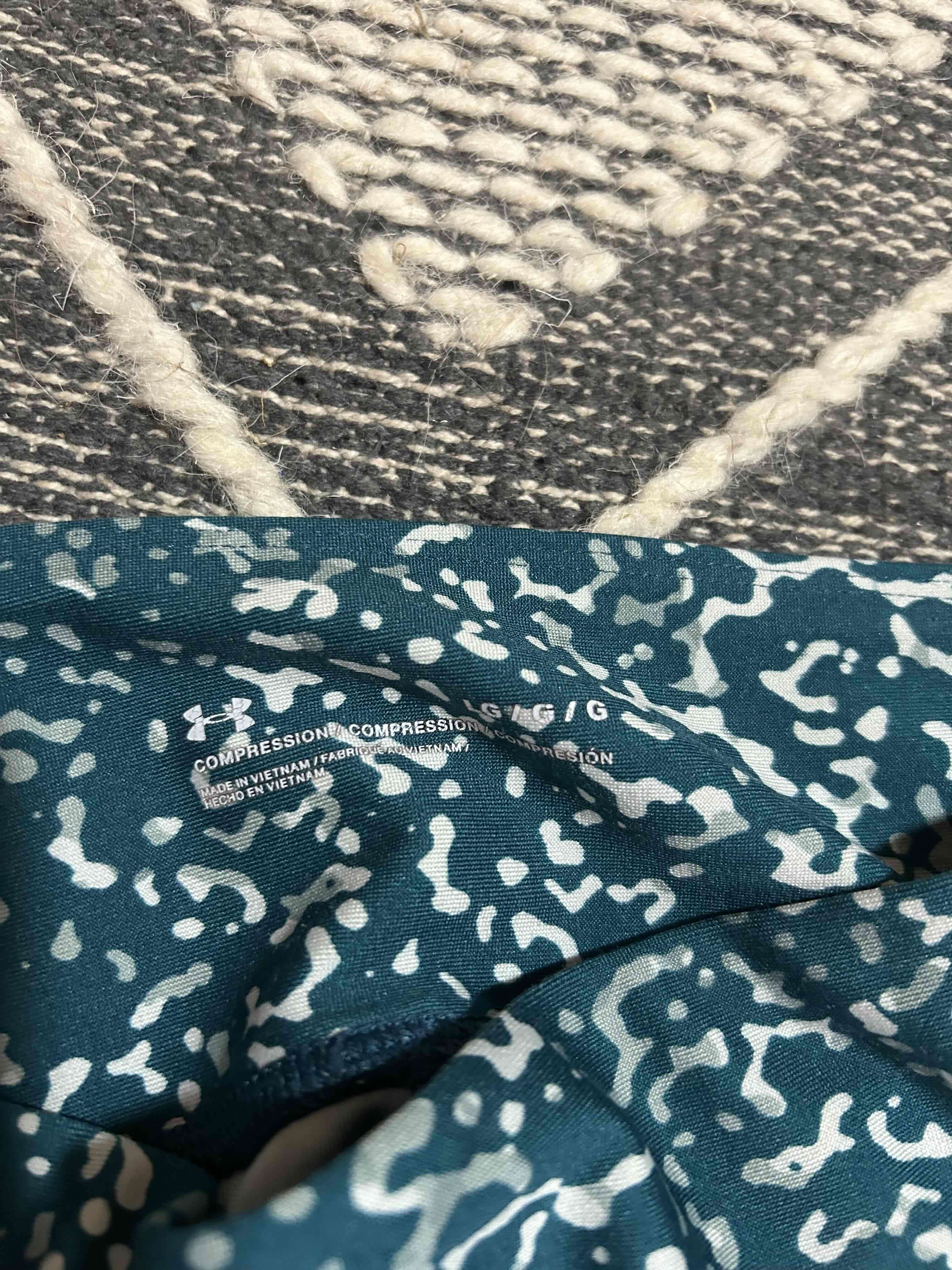 Calzas deportivas estampadas verdes - miniatura 2