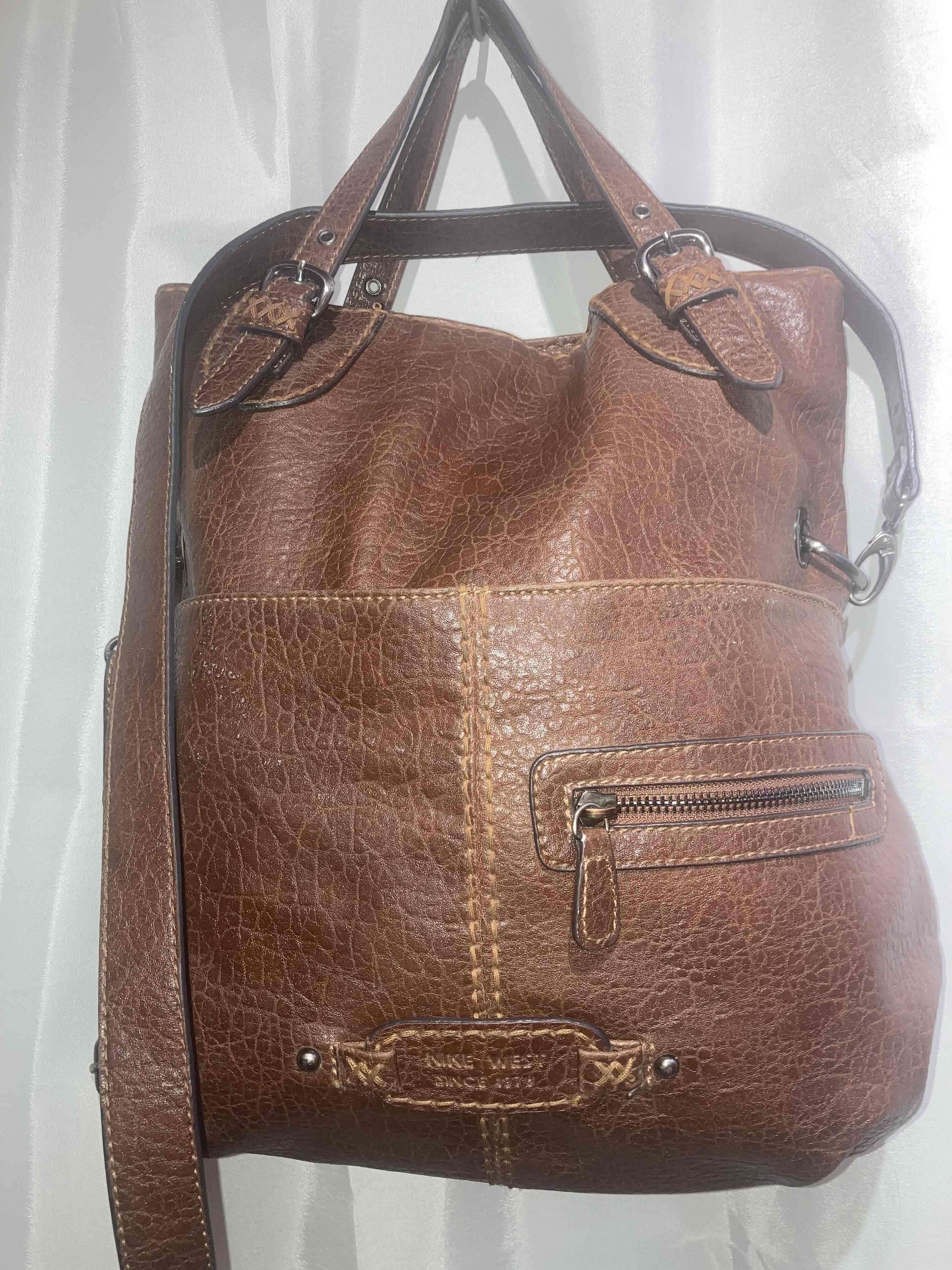 Bolso grande marrón con correas Nine west - 2