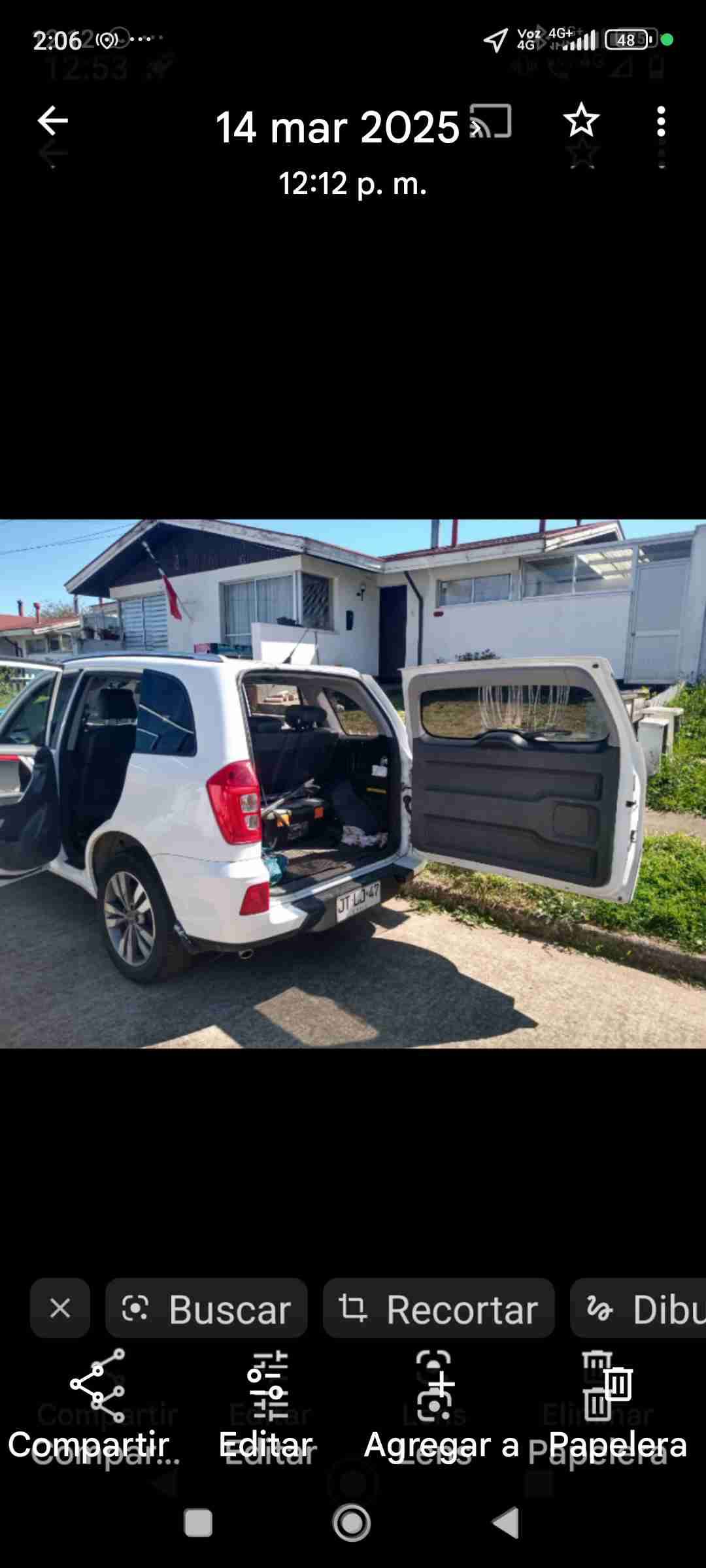 Camioneta blanca usada - 1