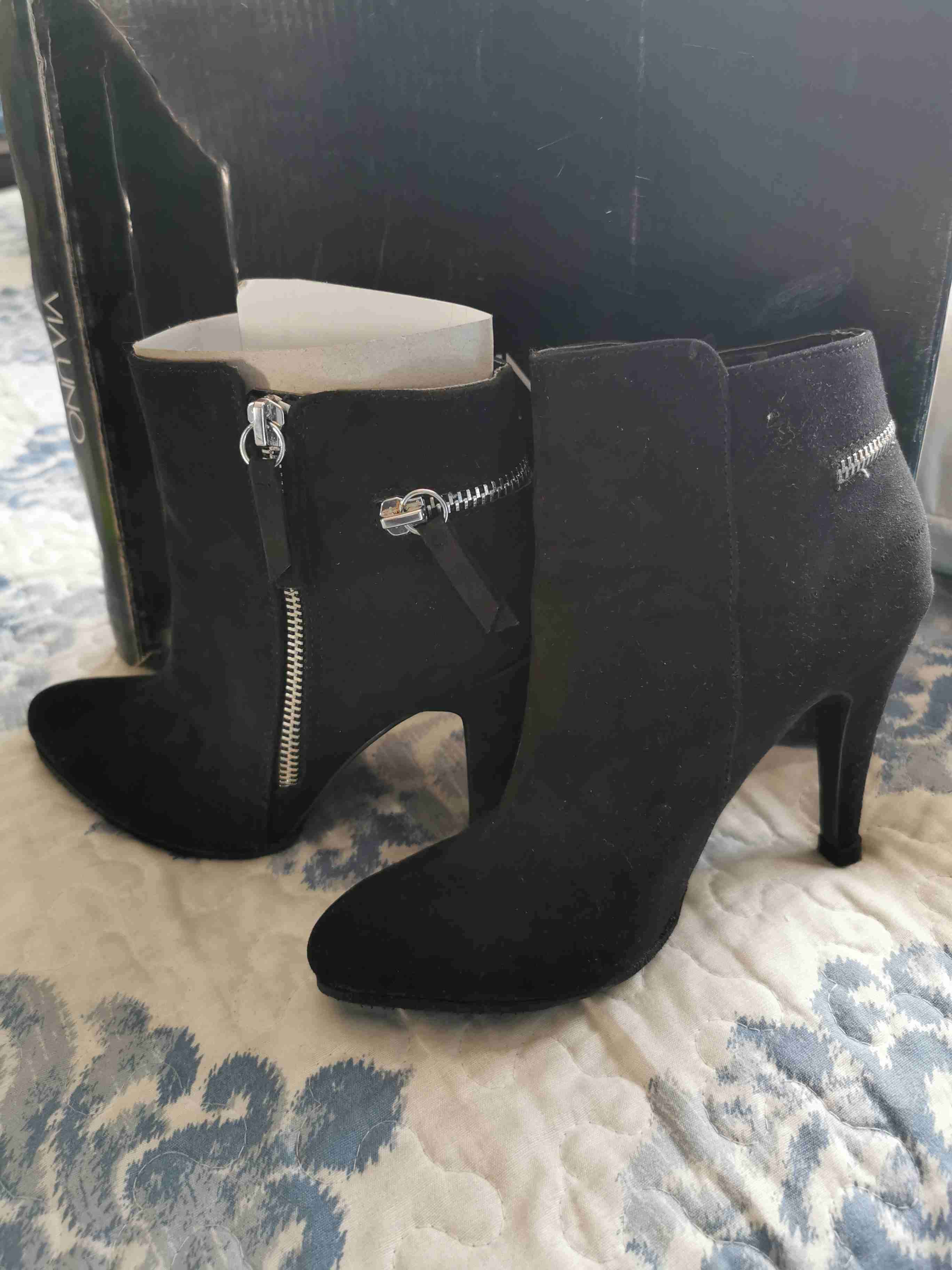 Botín de tacón negro con cierre - miniatura 2