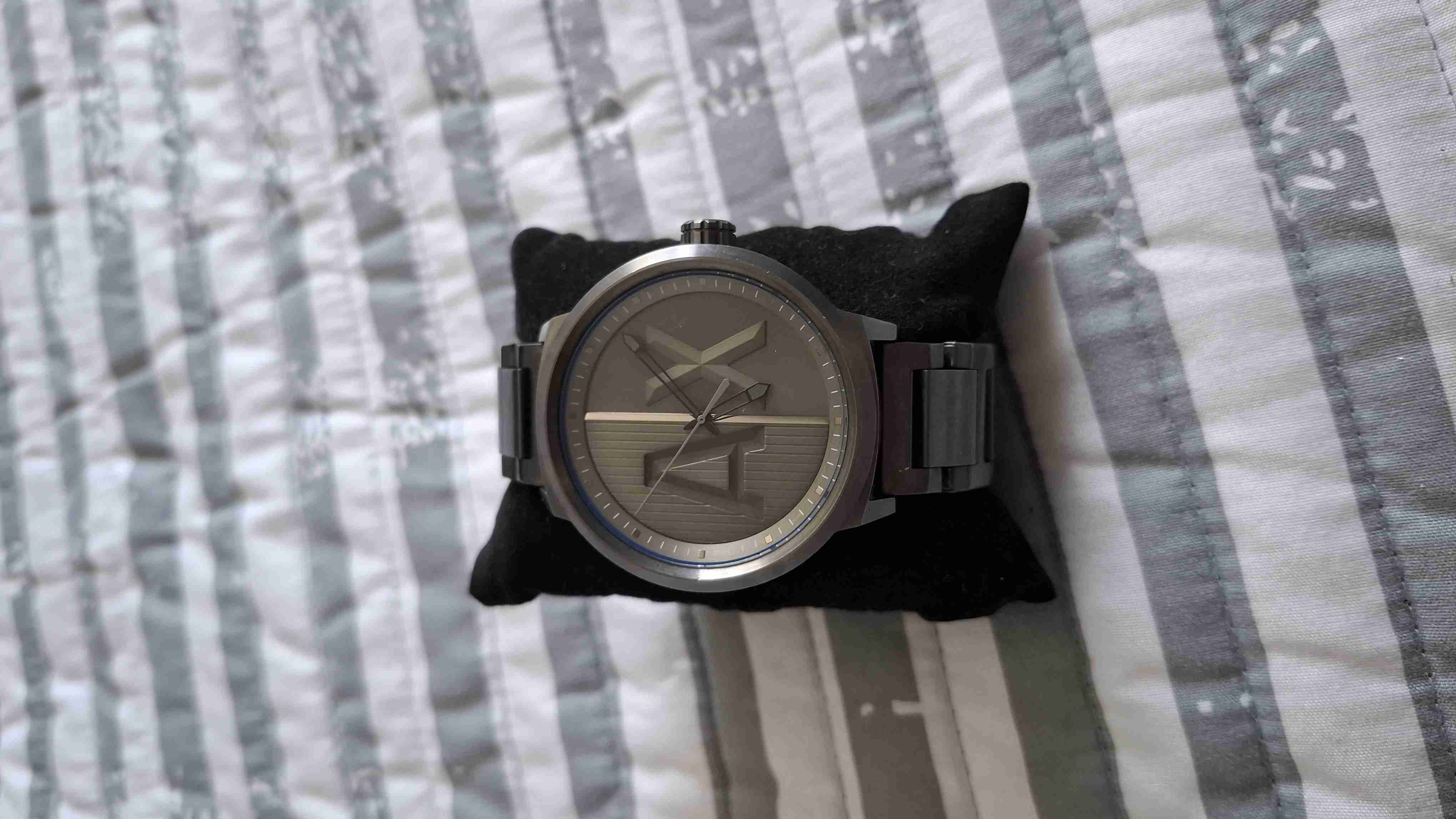 Reloj Armani Exchange gris metálico - miniatura 4