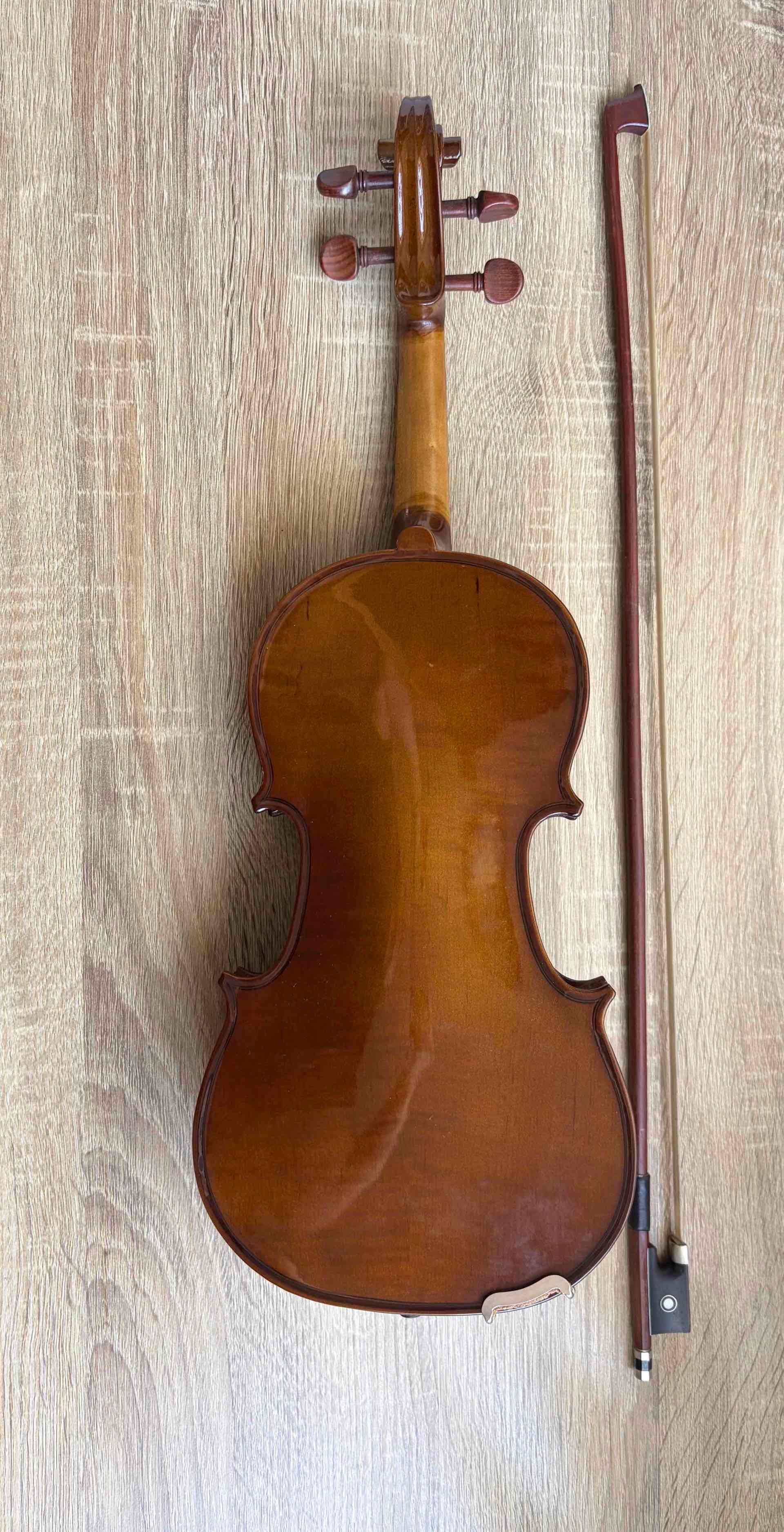 Violín con estuche y accesorios - miniatura 2