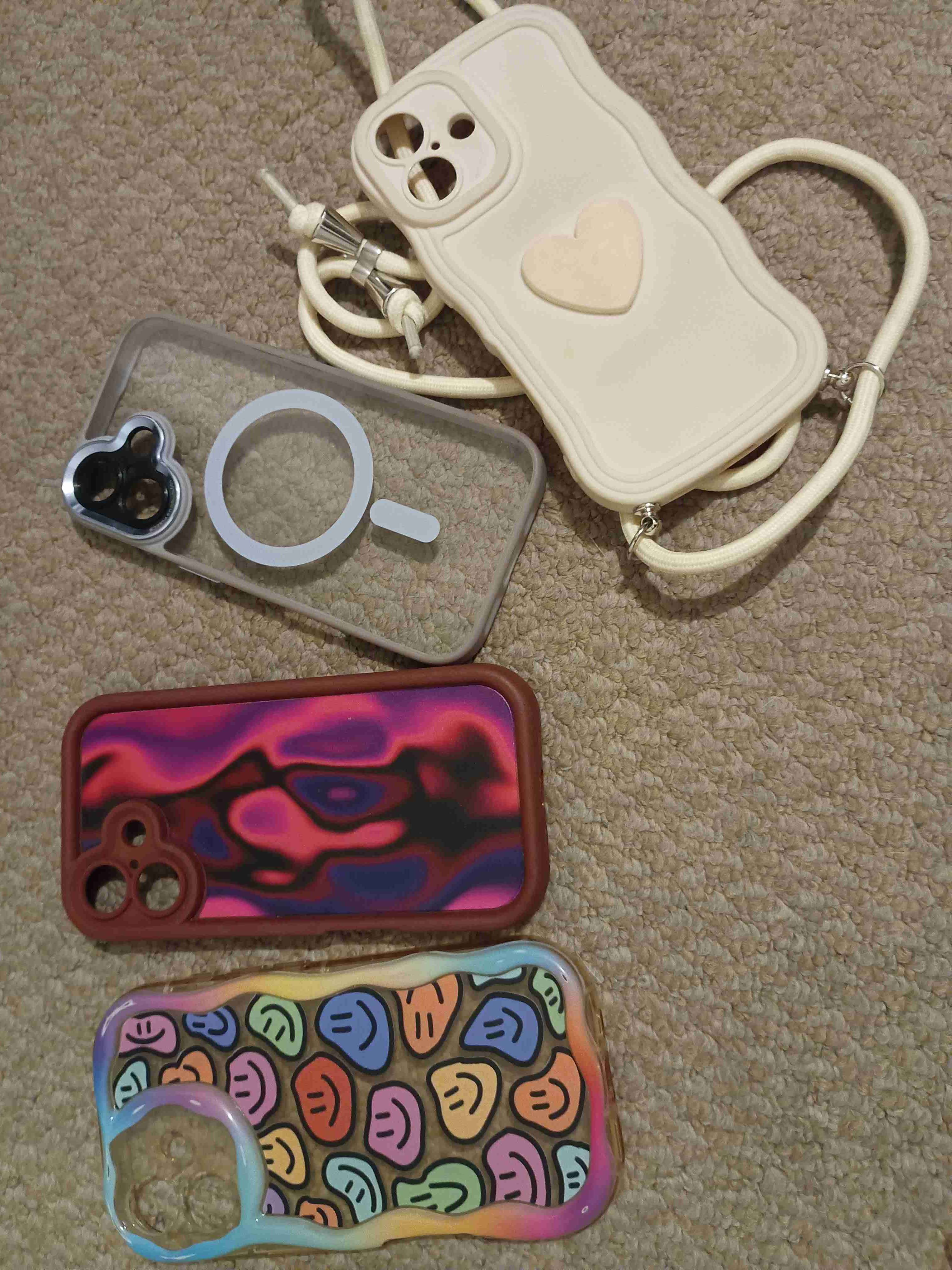 Set de fundas para iPhone 16 variadas