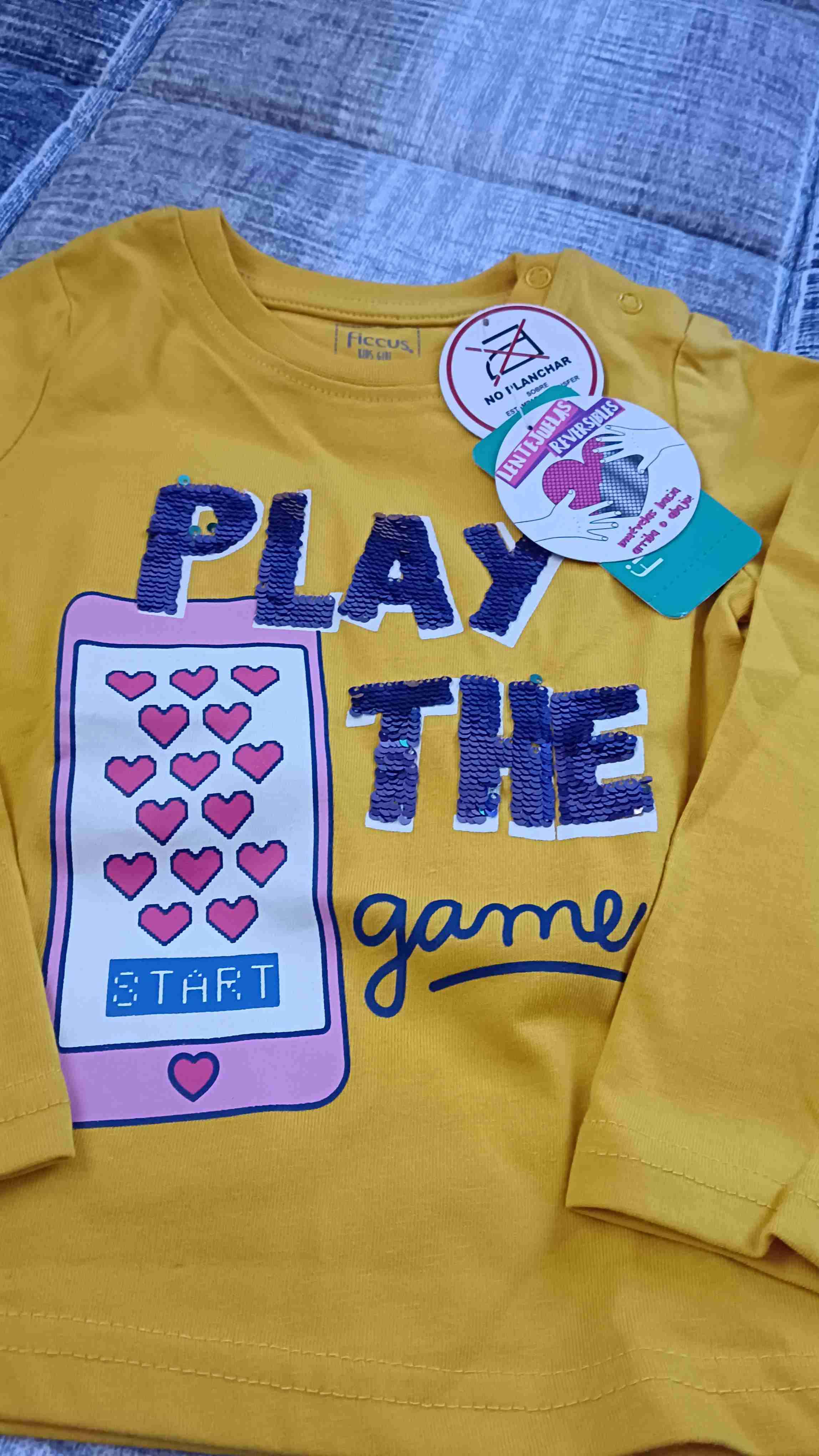 Polera amarilla con estampado - miniatura 2