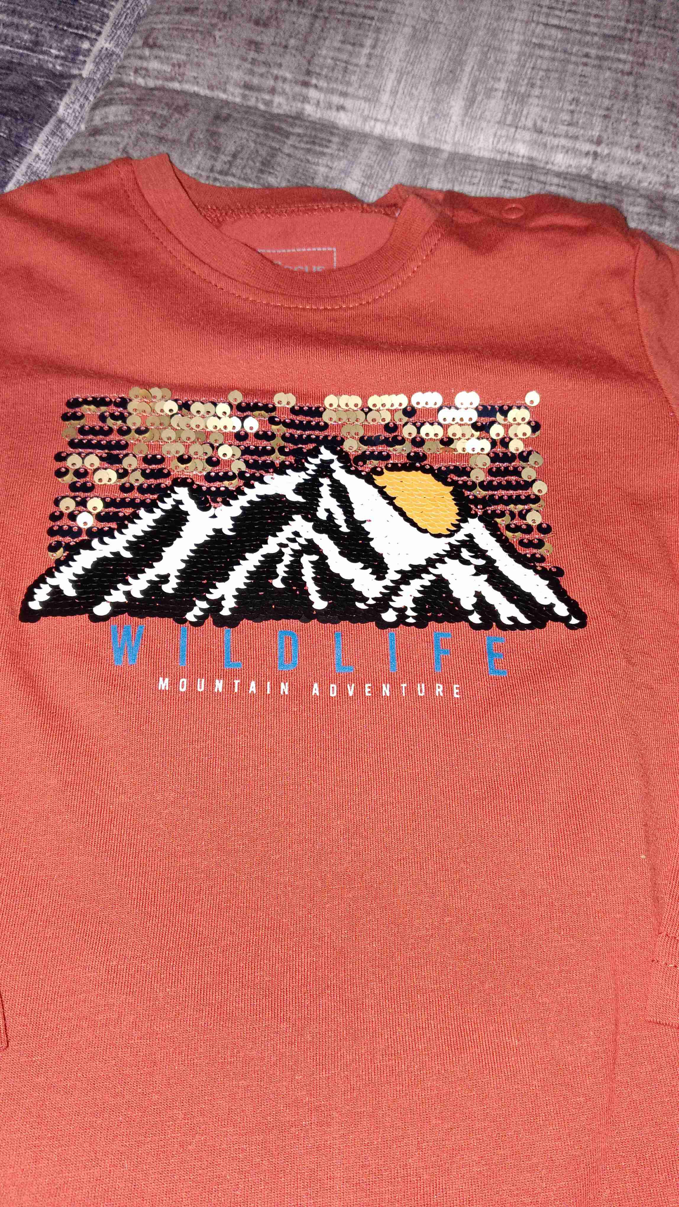 Polera manga larga naranja diseño - miniatura 2