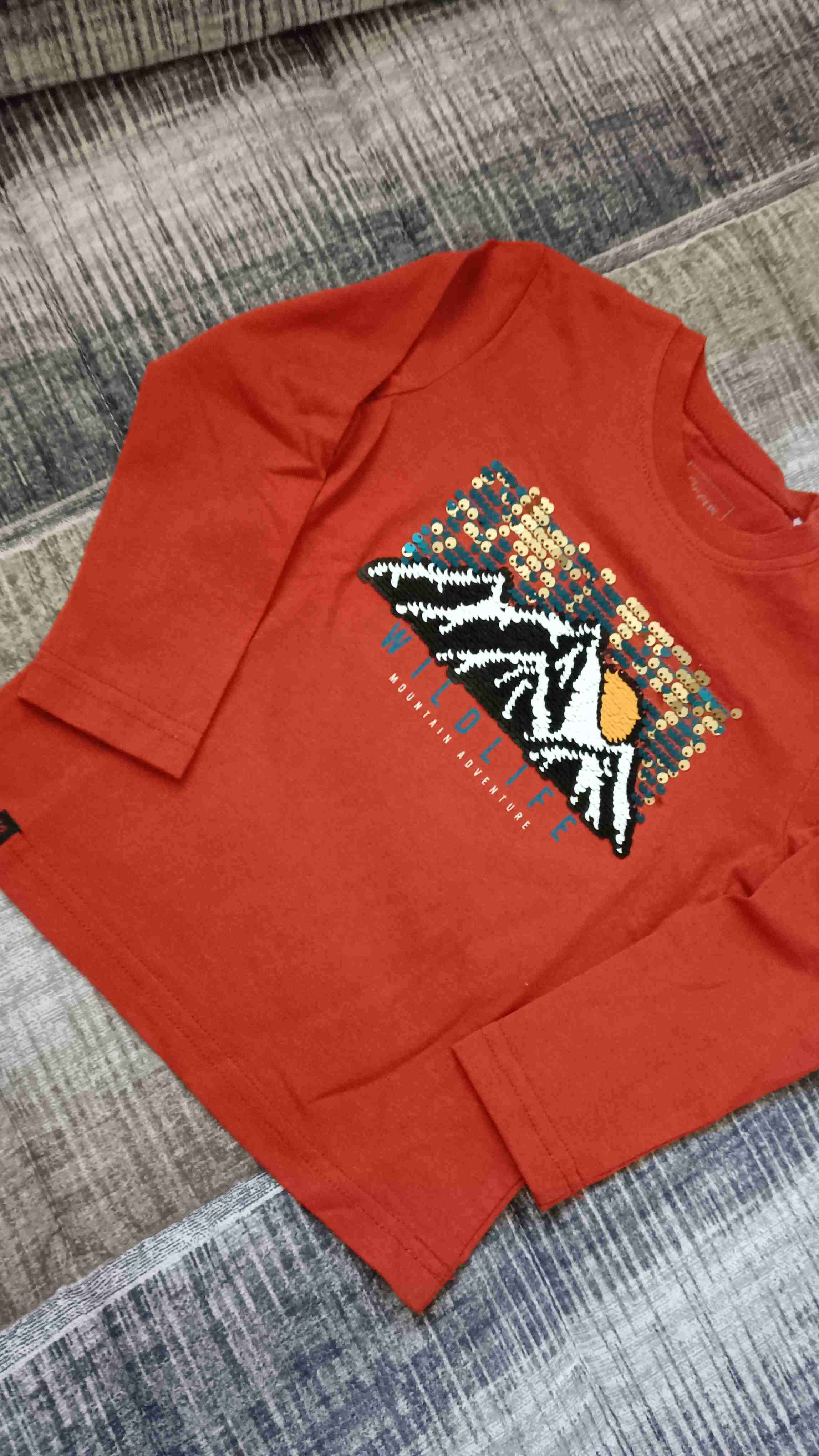 Polera manga larga naranja diseño - miniatura 3