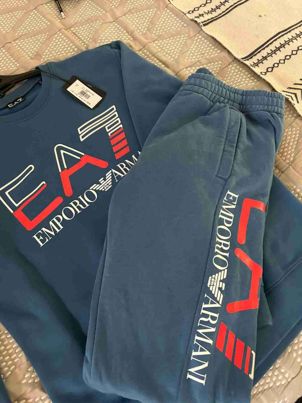 Conjunto deportivo EA7 azul - 1