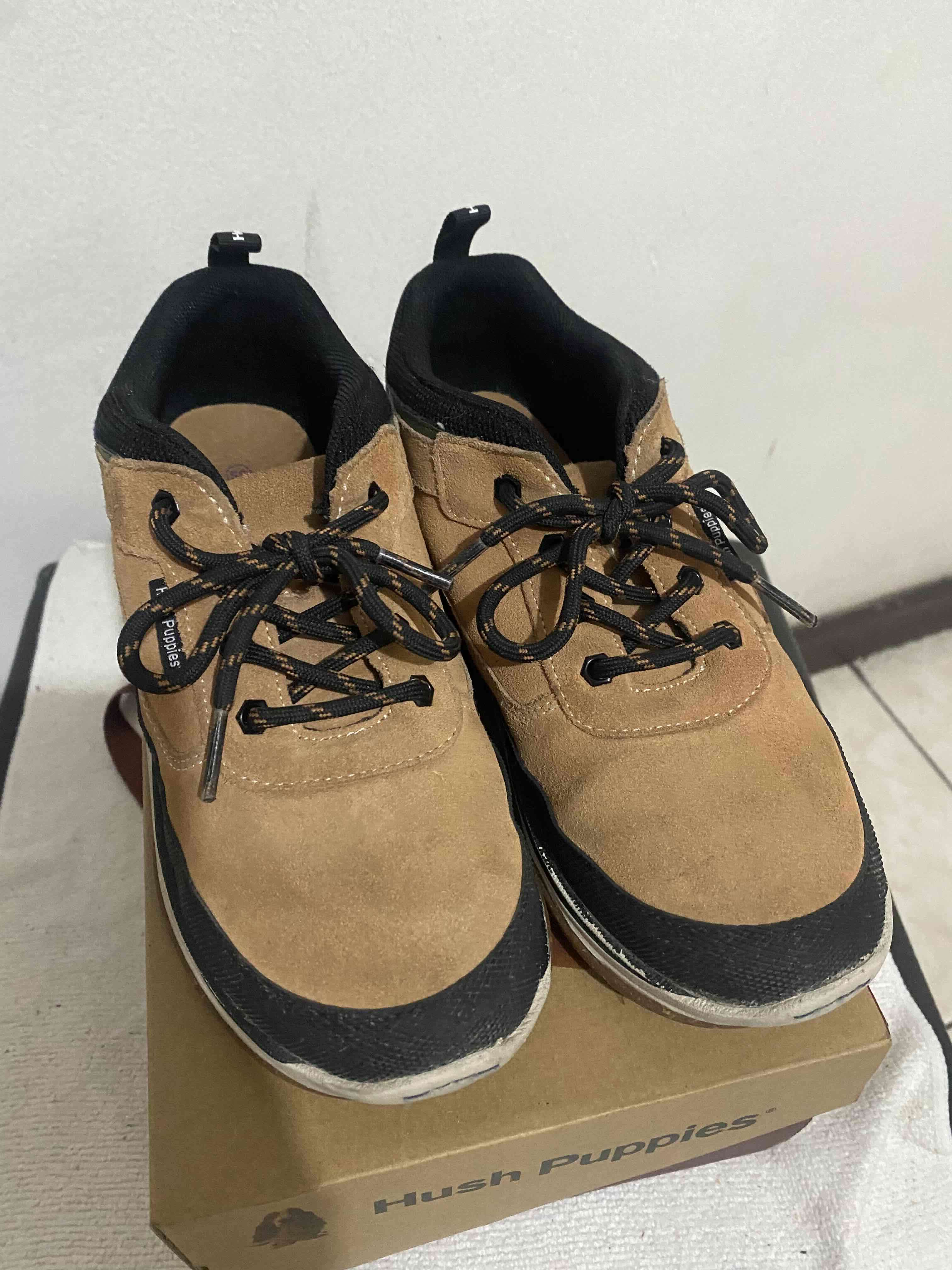 Zapatillas Hush Puppies café negro N35 - miniatura 2