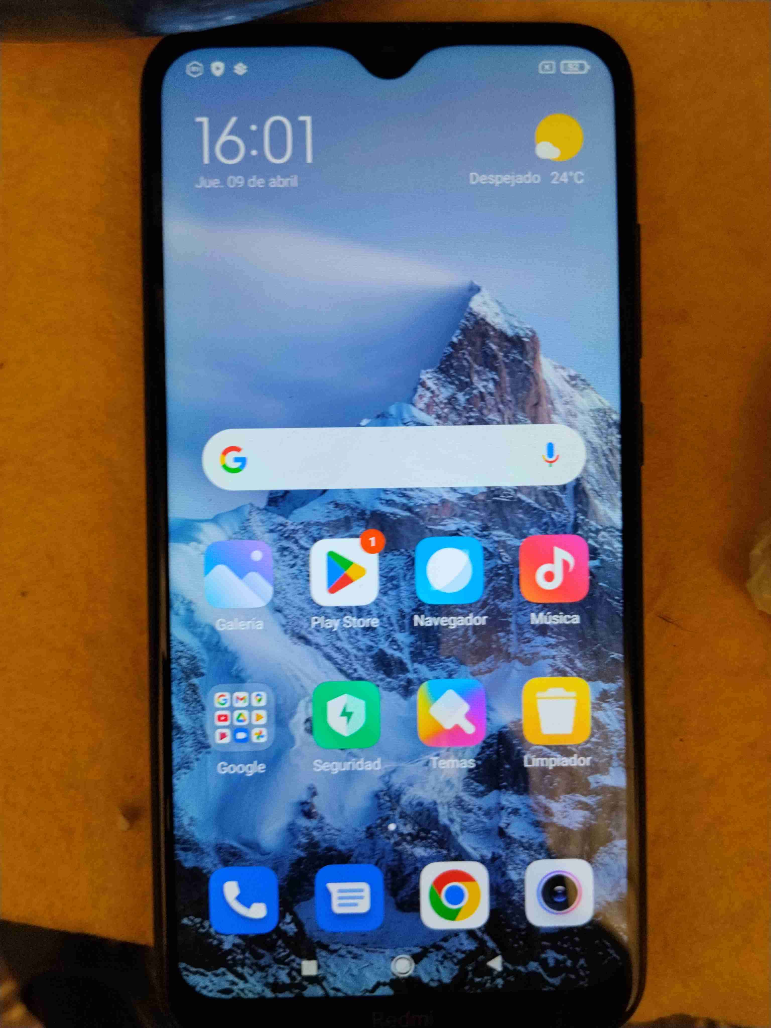 Smartphone Redmi 8  pantalla excelente - miniatura 2