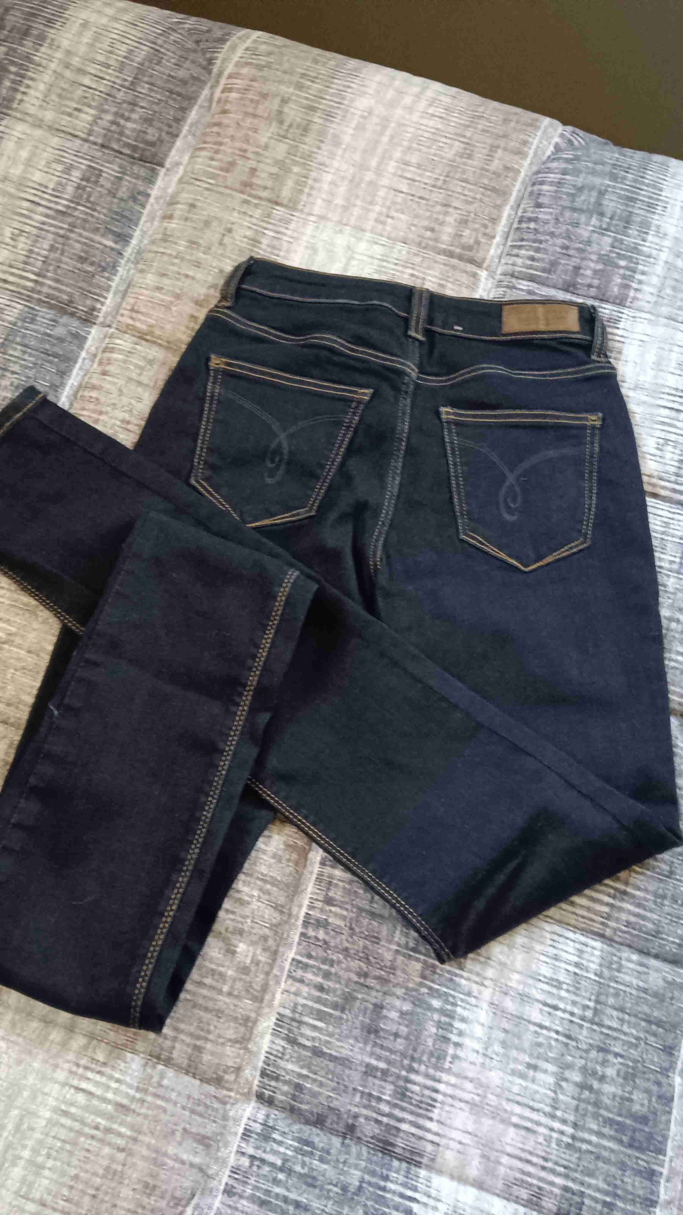 Jeans azul oscuro clásicos - miniatura 2