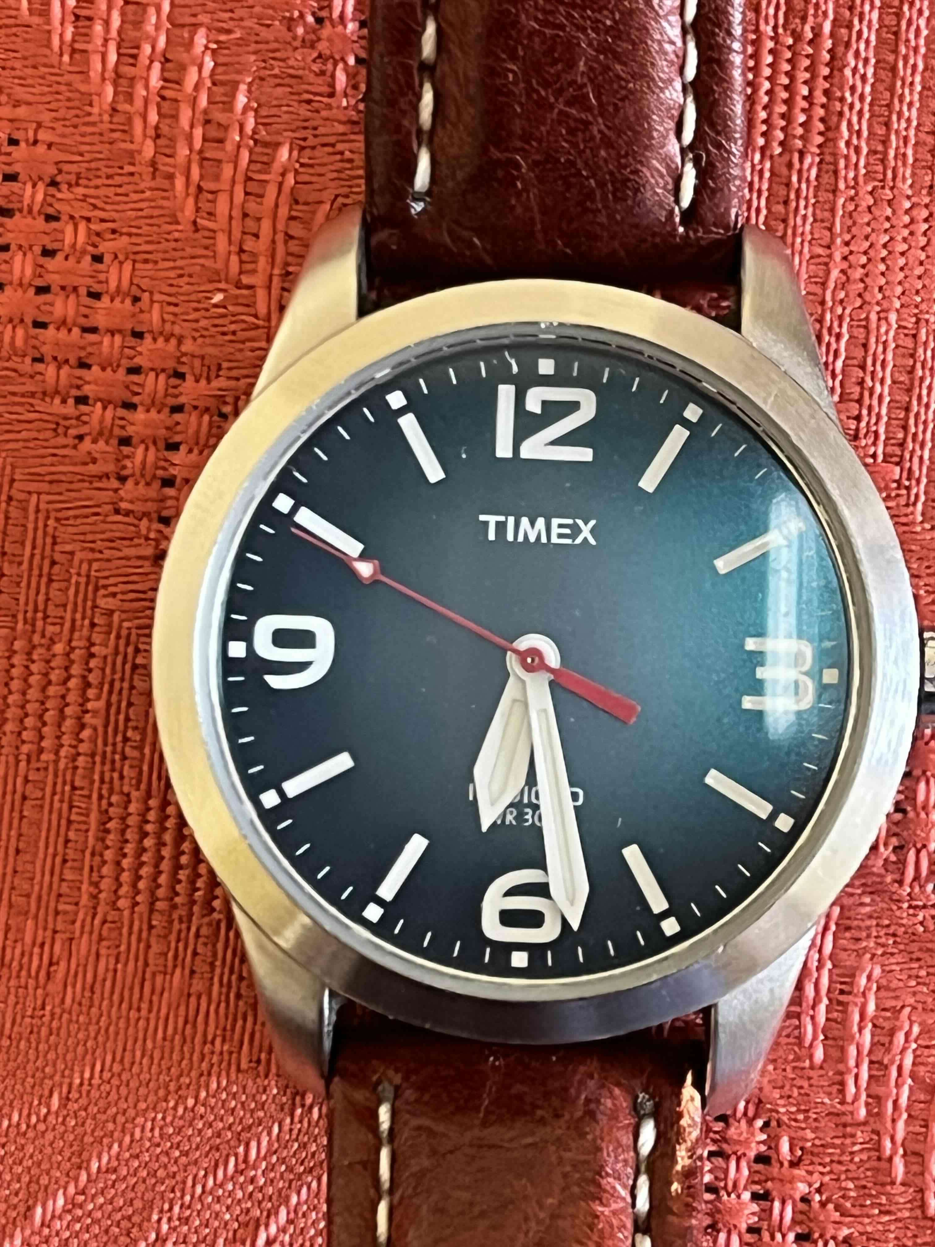 Reloj Timex de cuero marrón - miniatura 1