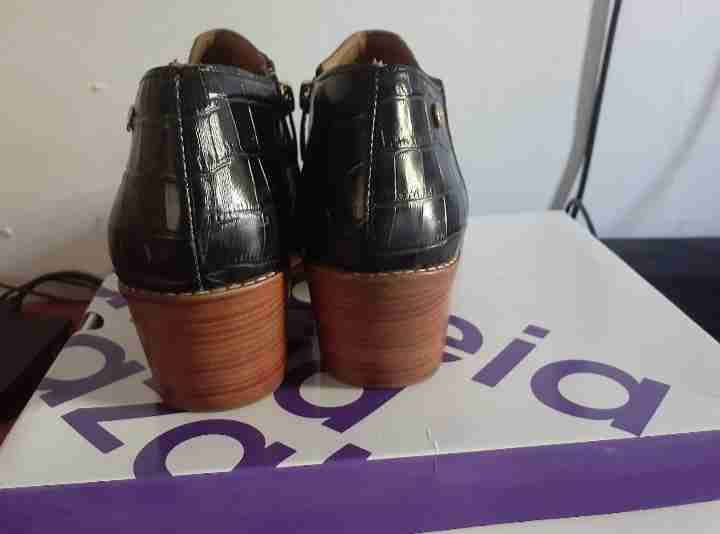 Botines negros de cuero reptil - miniatura 4