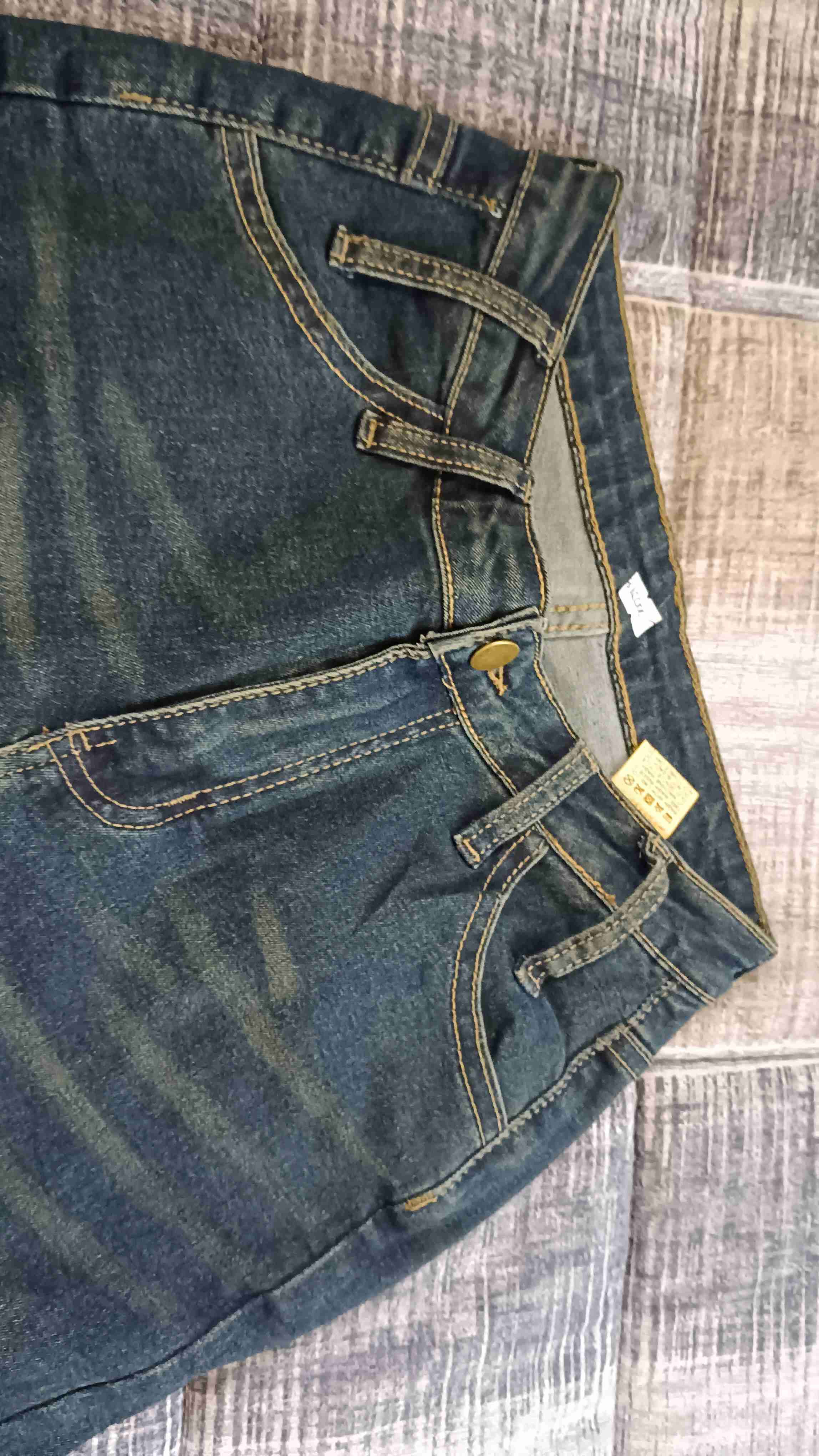 Jeans azul desgastado - miniatura 2